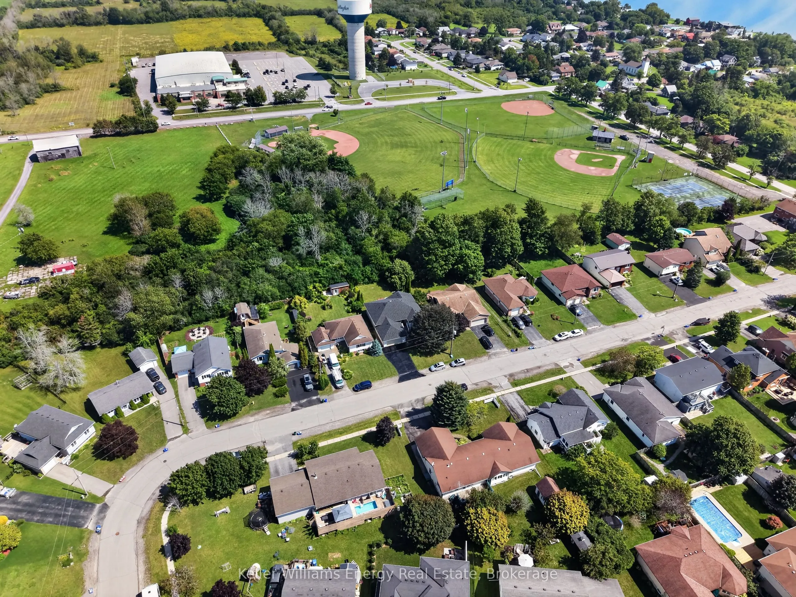 89 Westwind Crescent