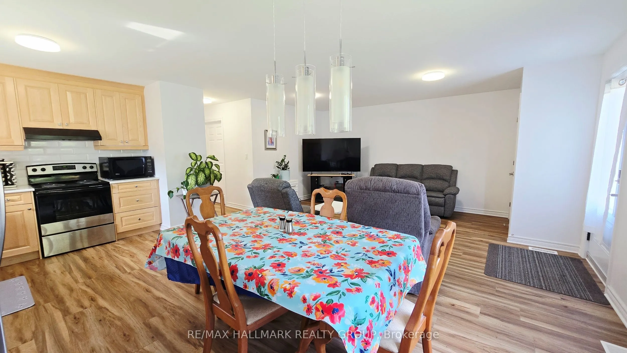 221 Castlefrank Road