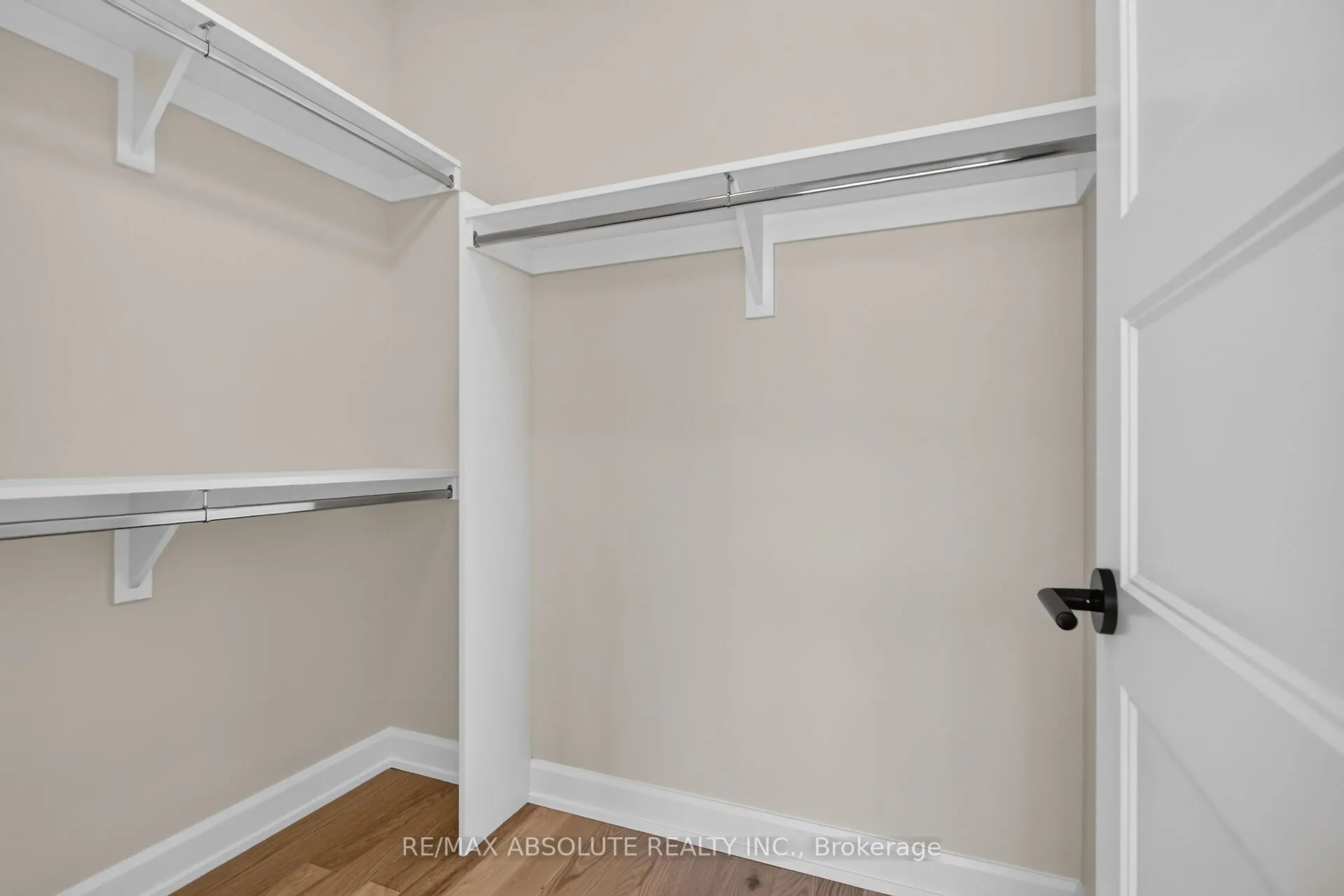 515 Swinley Avenue