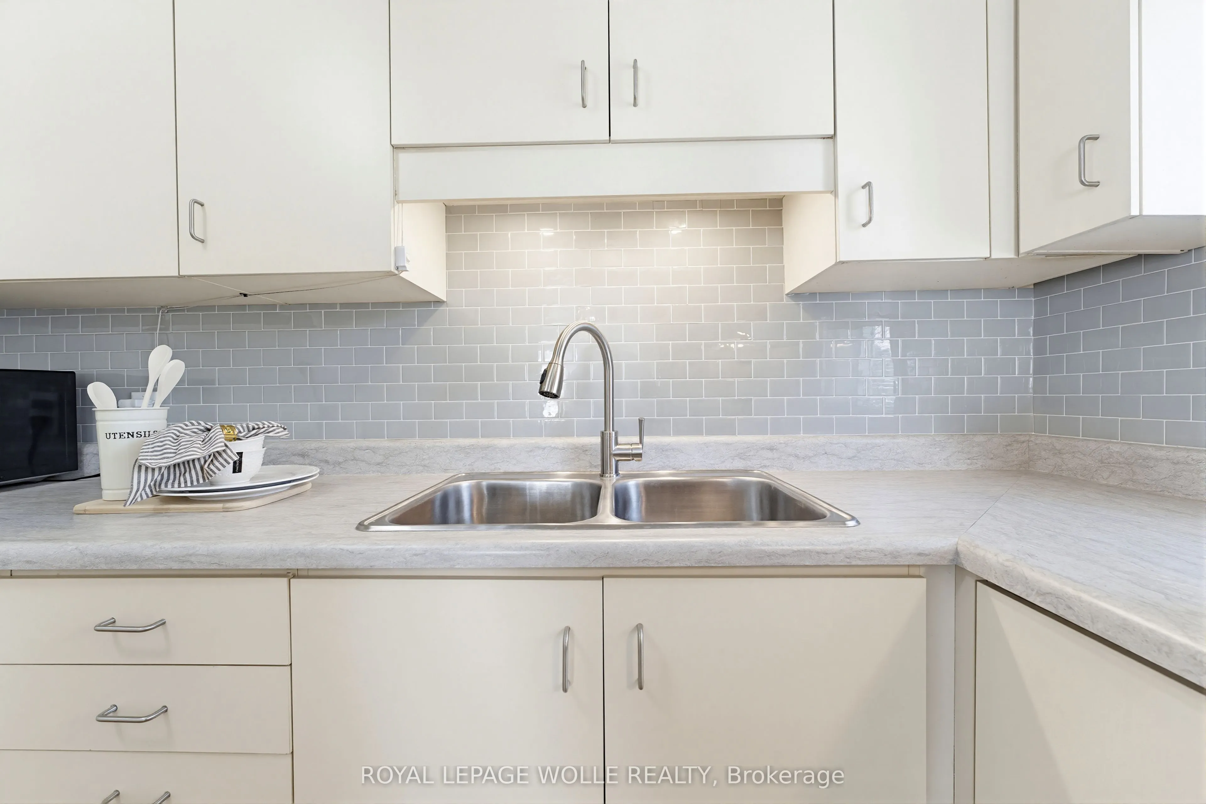 30 Hugo Crescent #110