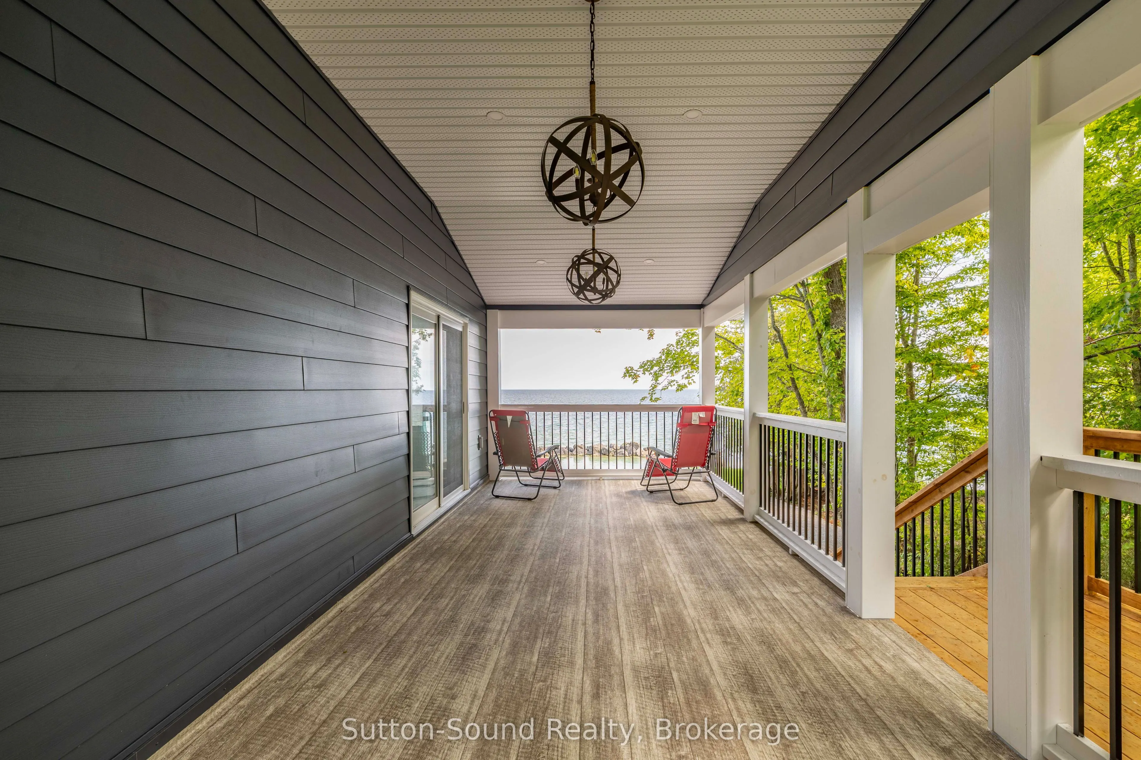 504847 Grey Road 1 Road