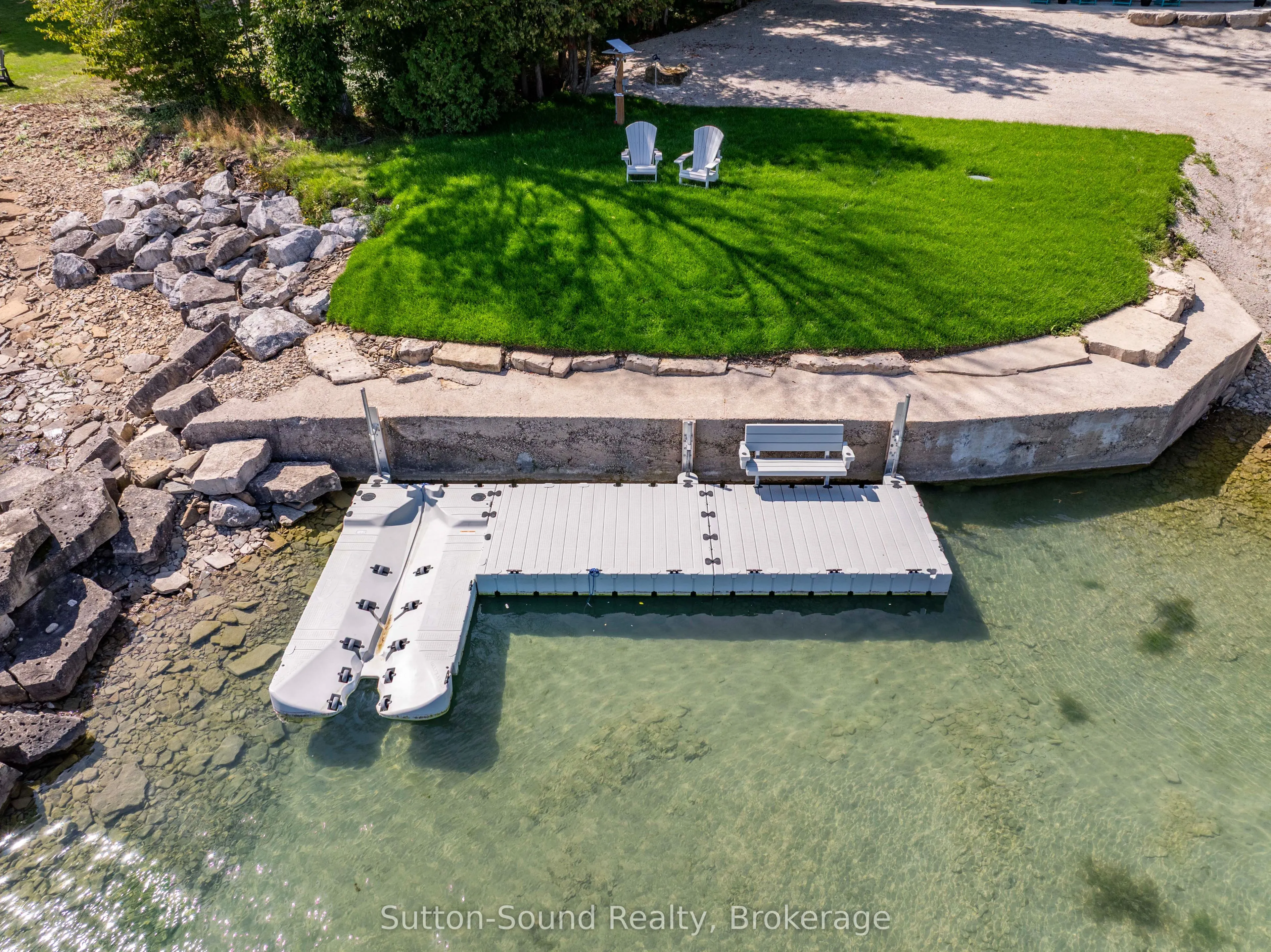 504847 Grey Road 1 Road