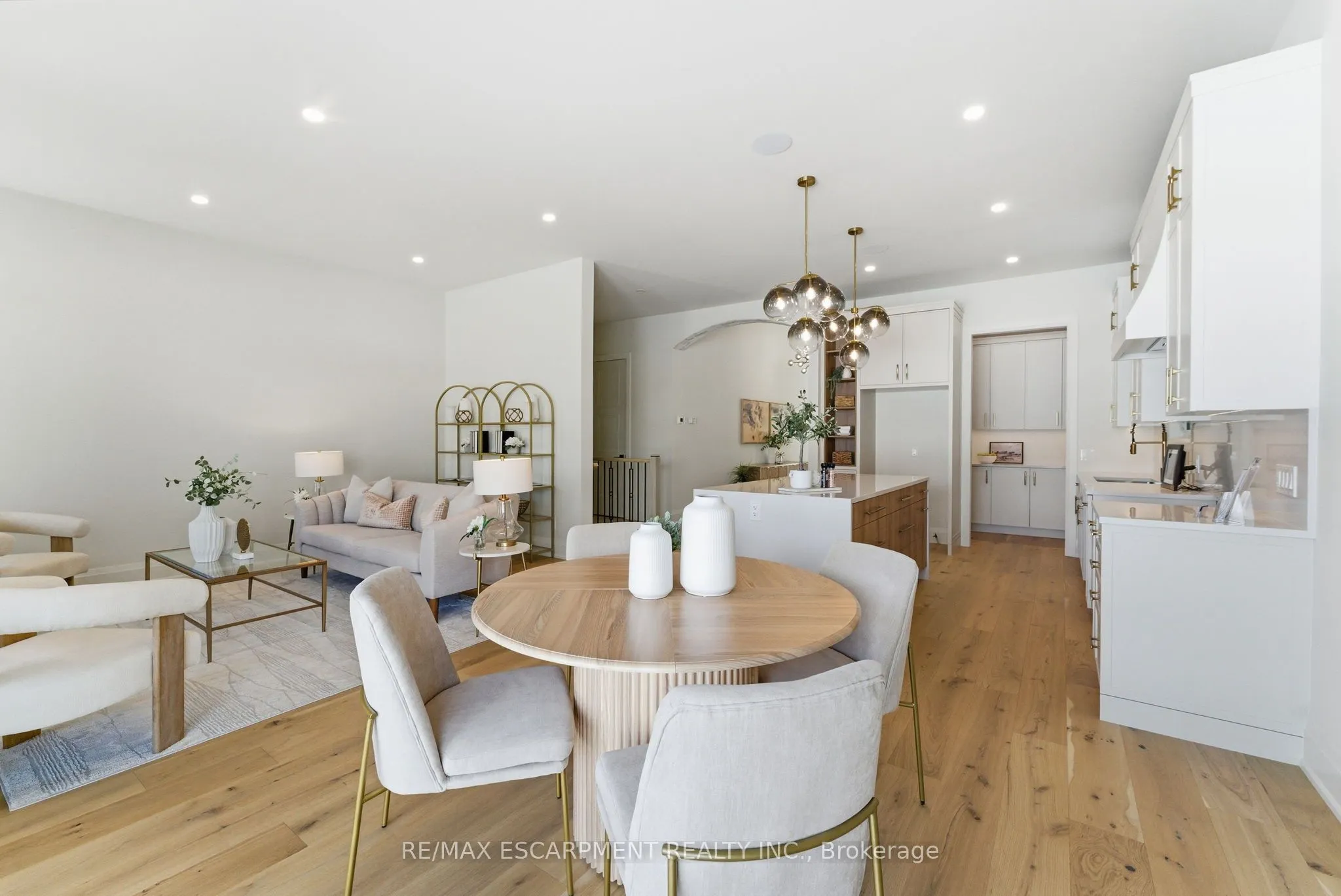 15 Oakley Drive