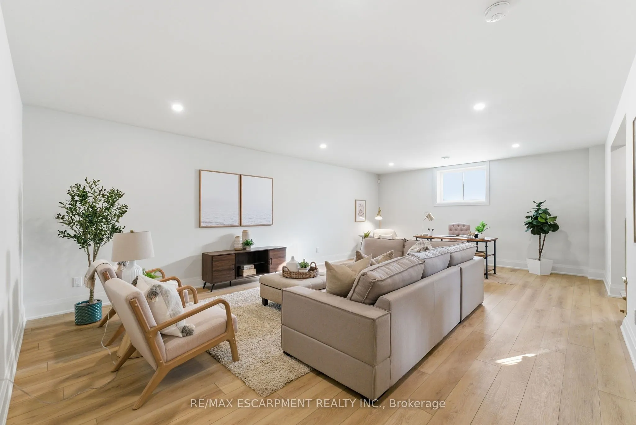 15 Oakley Drive