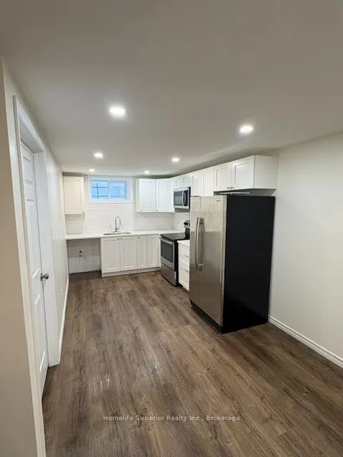 41 Wiltshire Drive N