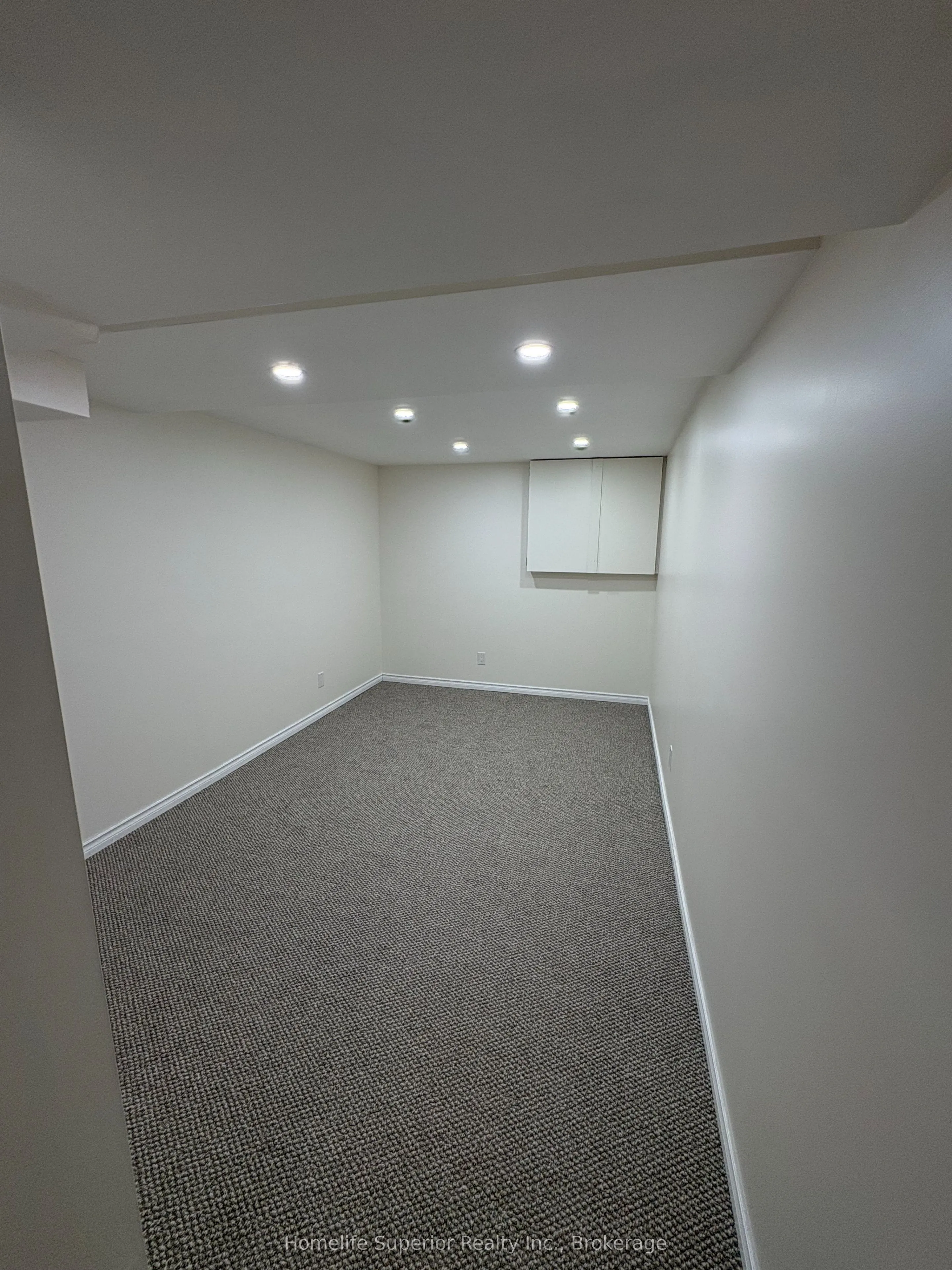 41 Wiltshire Drive N