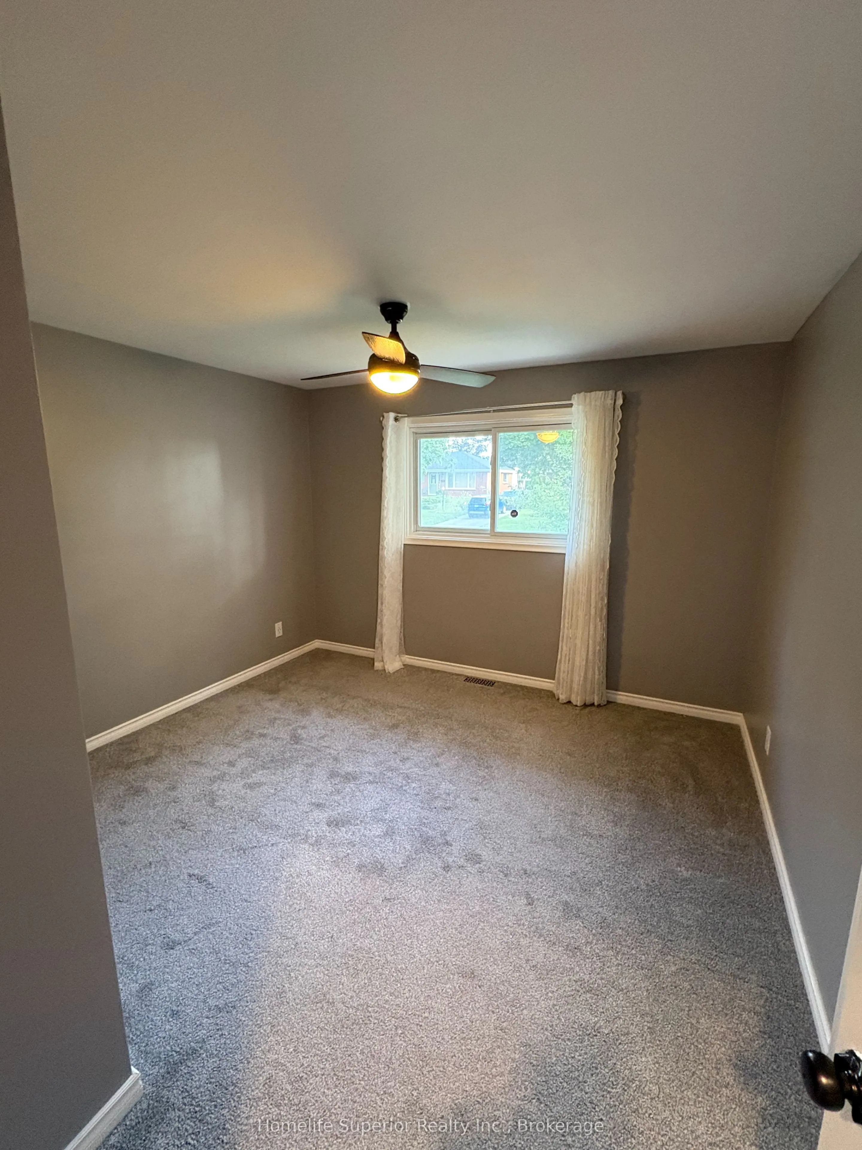 41 Wiltshire Drive N