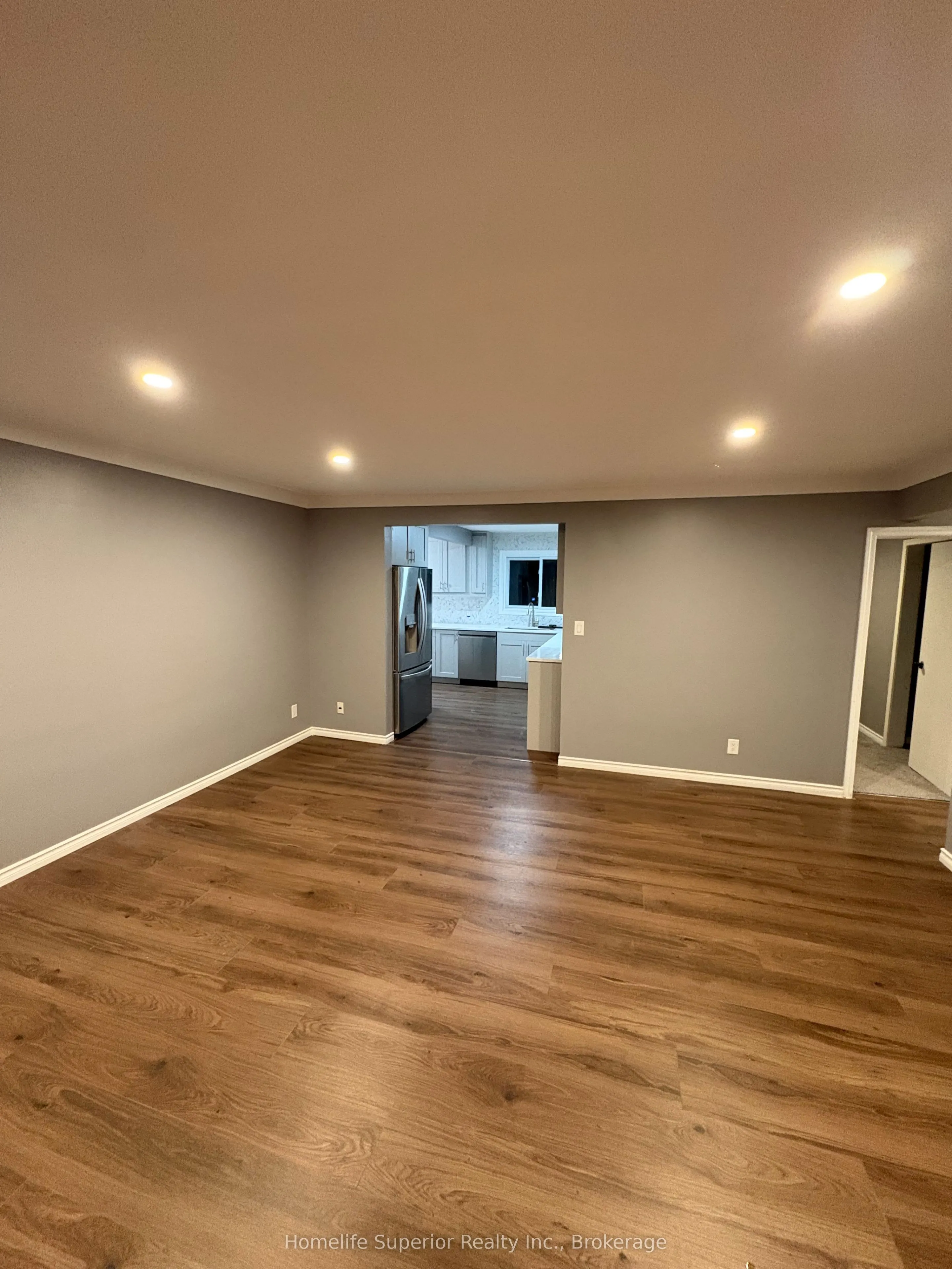 41 Wiltshire Drive N