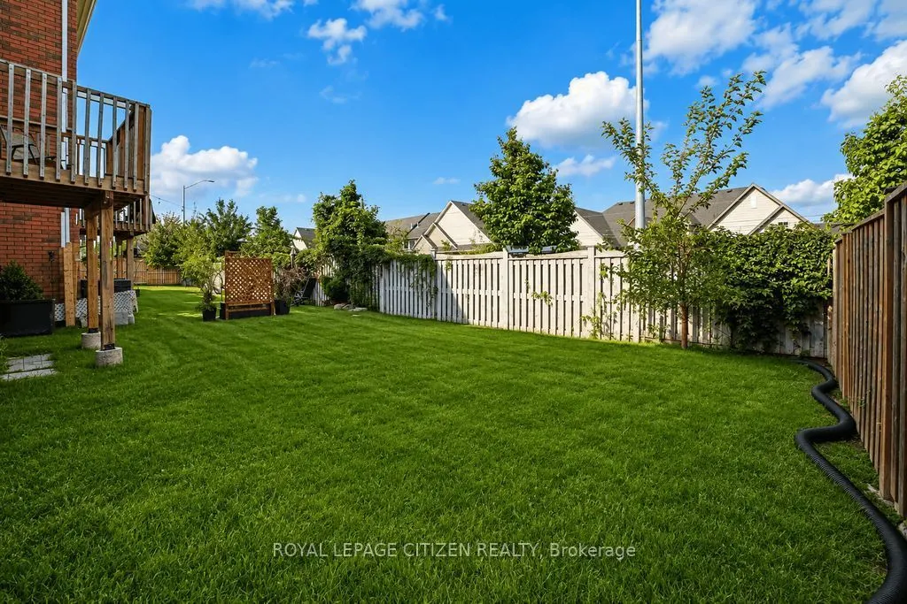 42 Angela Crescent
