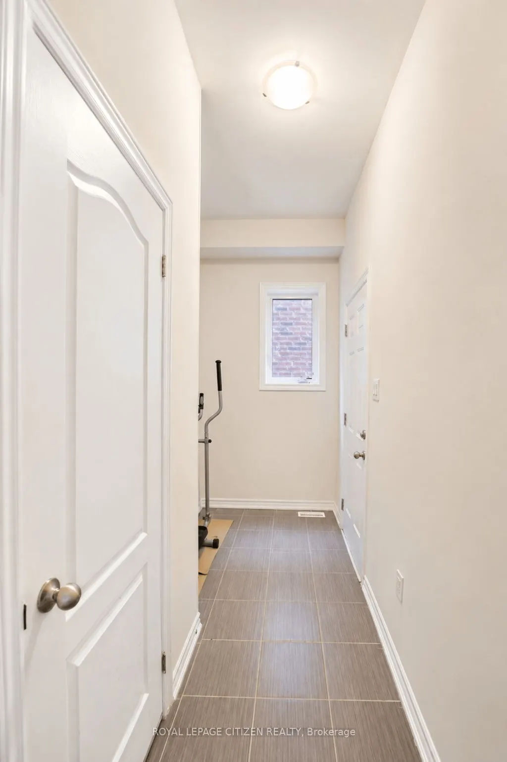 42 Angela Crescent
