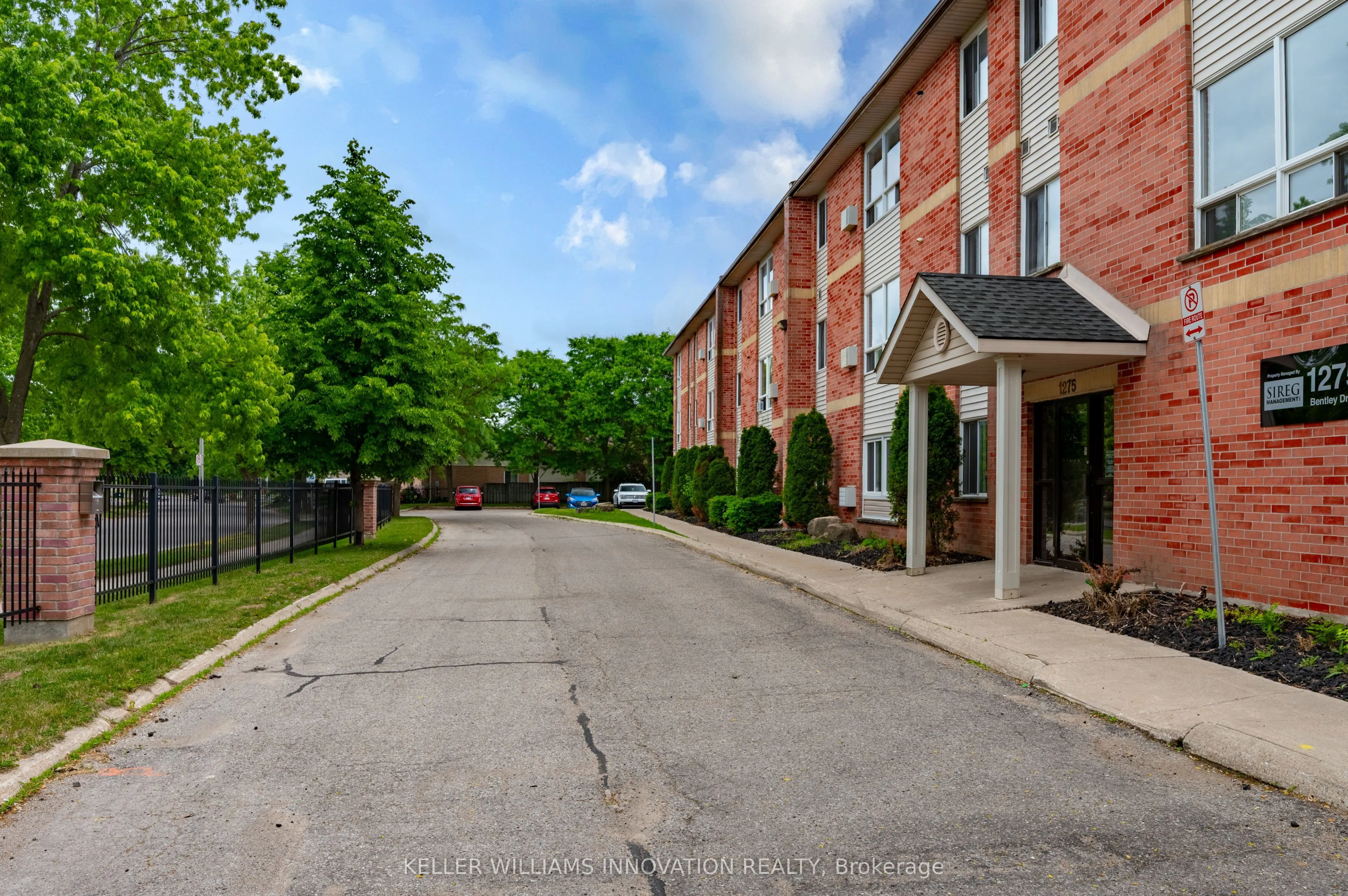 1275 Bentley Drive #106