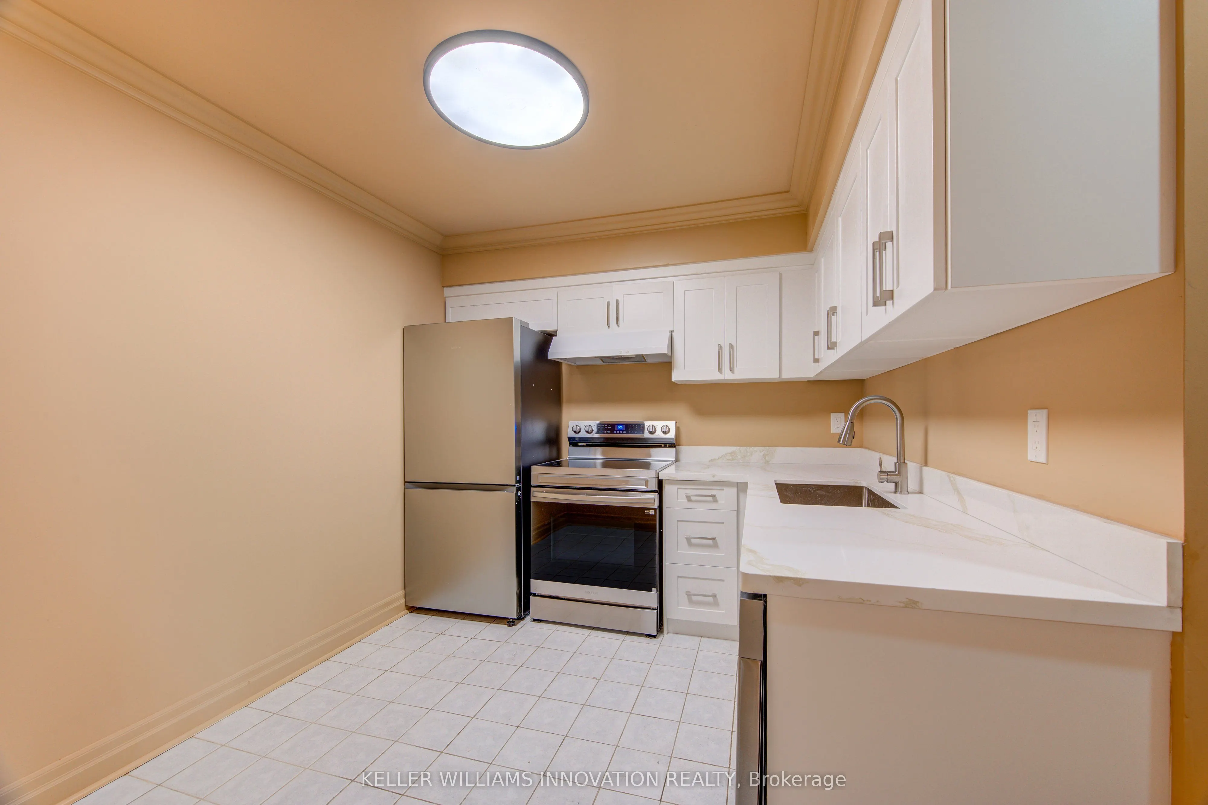 1275 Bentley Drive #106