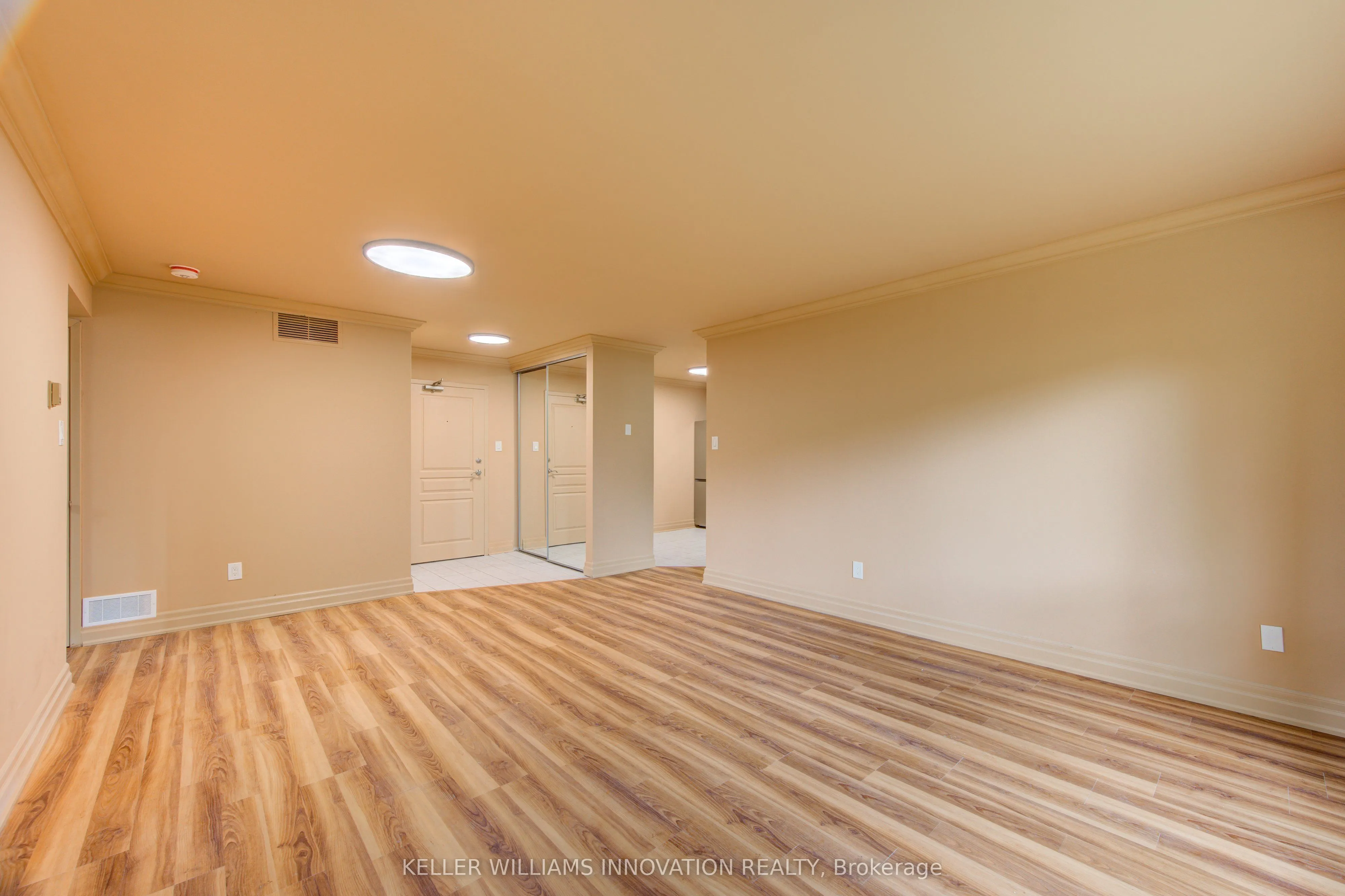 1275 Bentley Drive #106