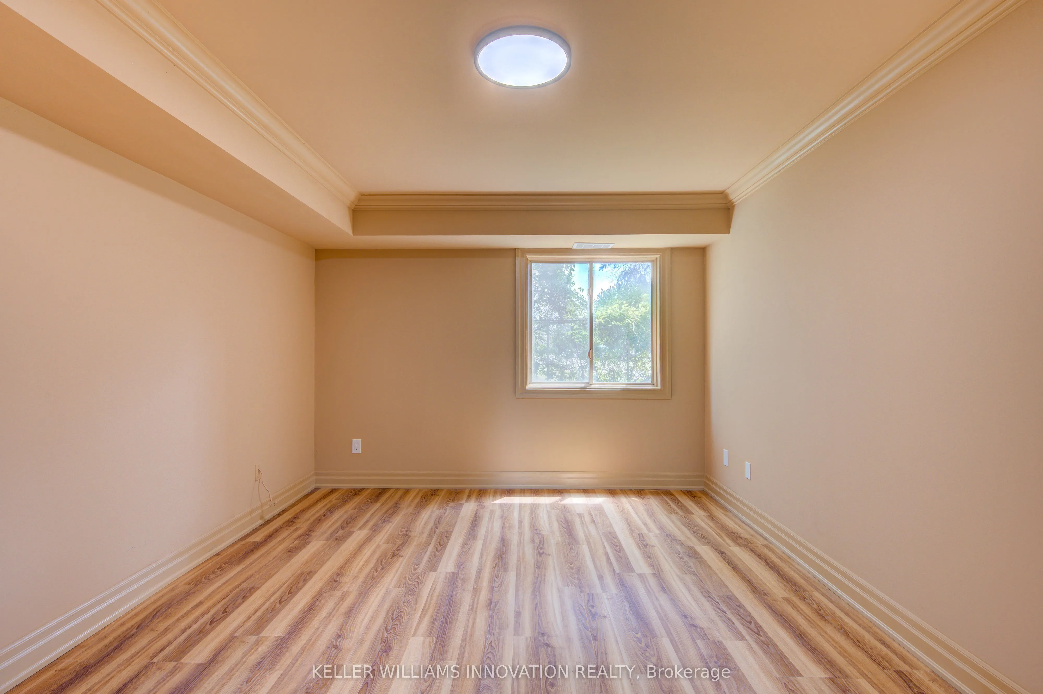1275 Bentley Drive #106