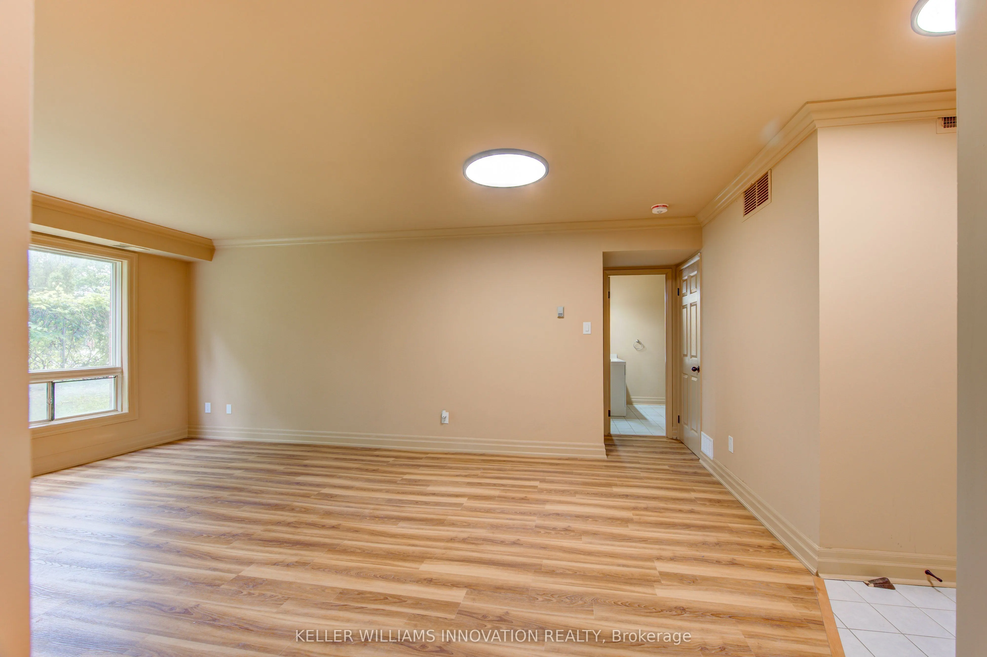 1275 Bentley Drive #106