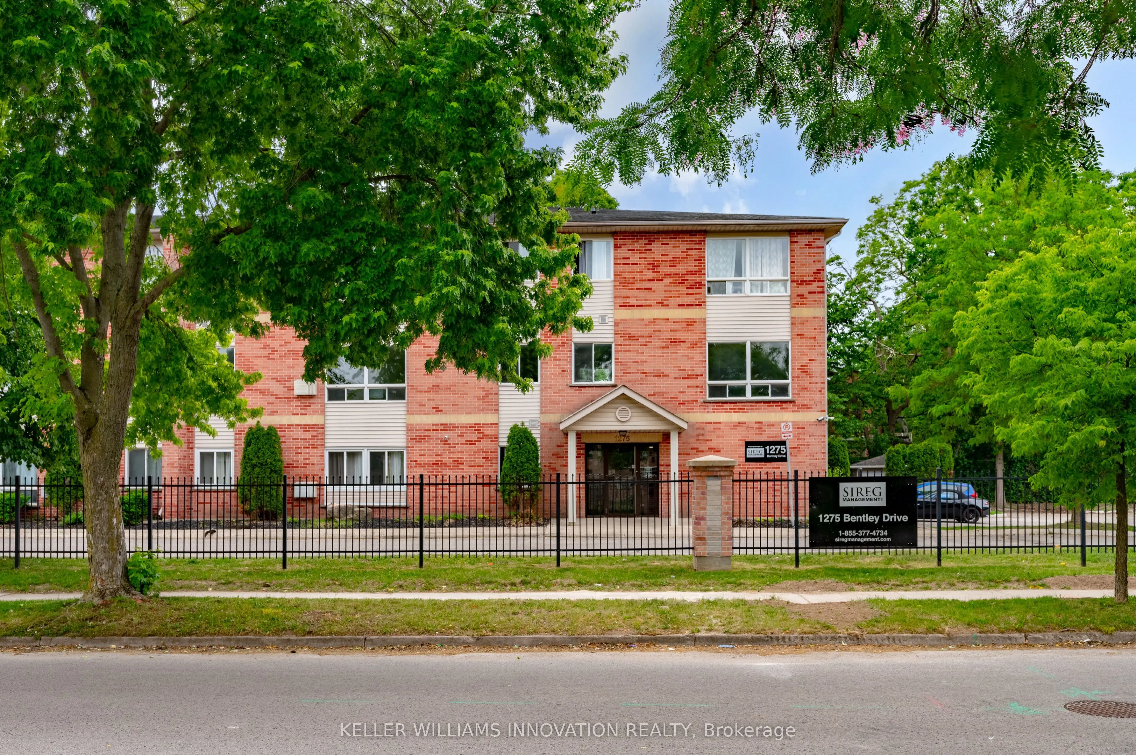 1275 Bentley Drive #106