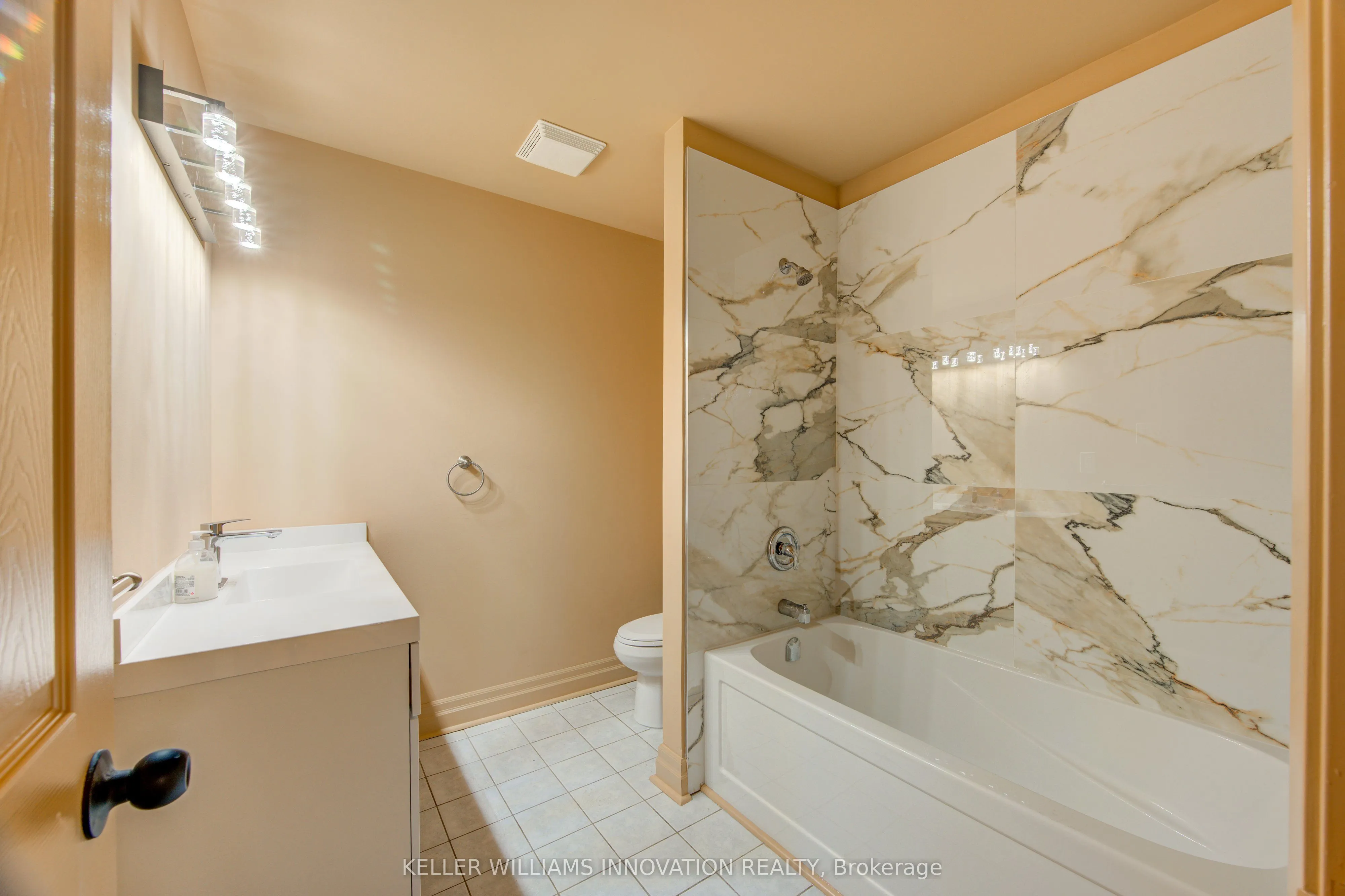1275 Bentley Drive #106