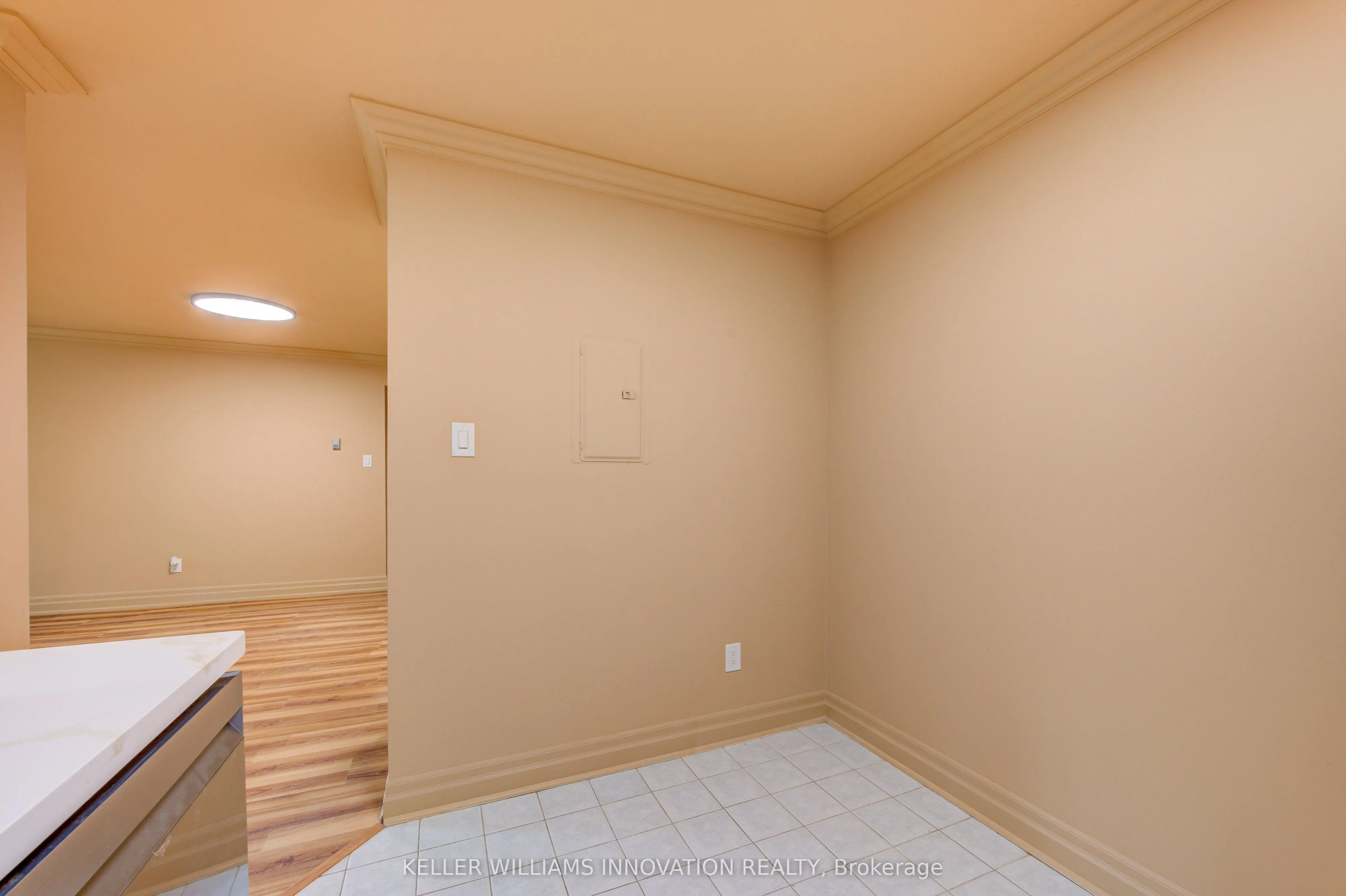 1275 Bentley Drive #106