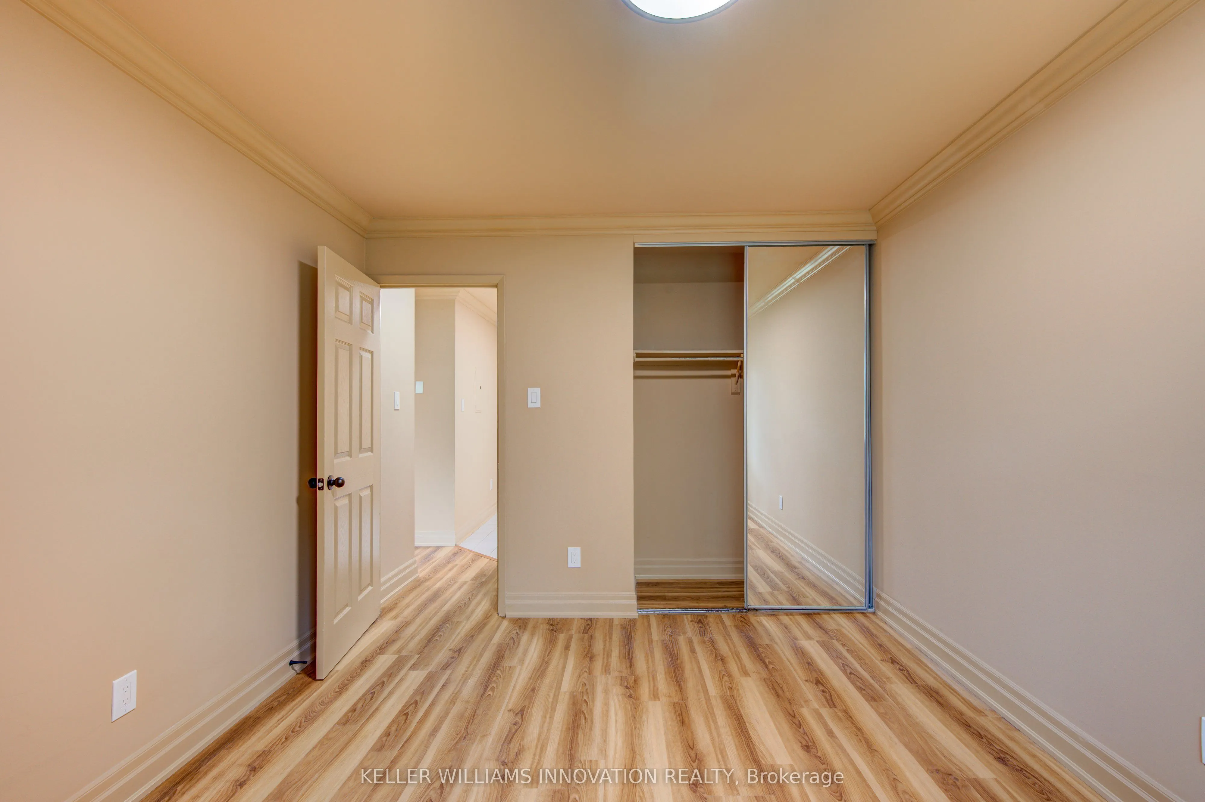 1275 Bentley Drive #106