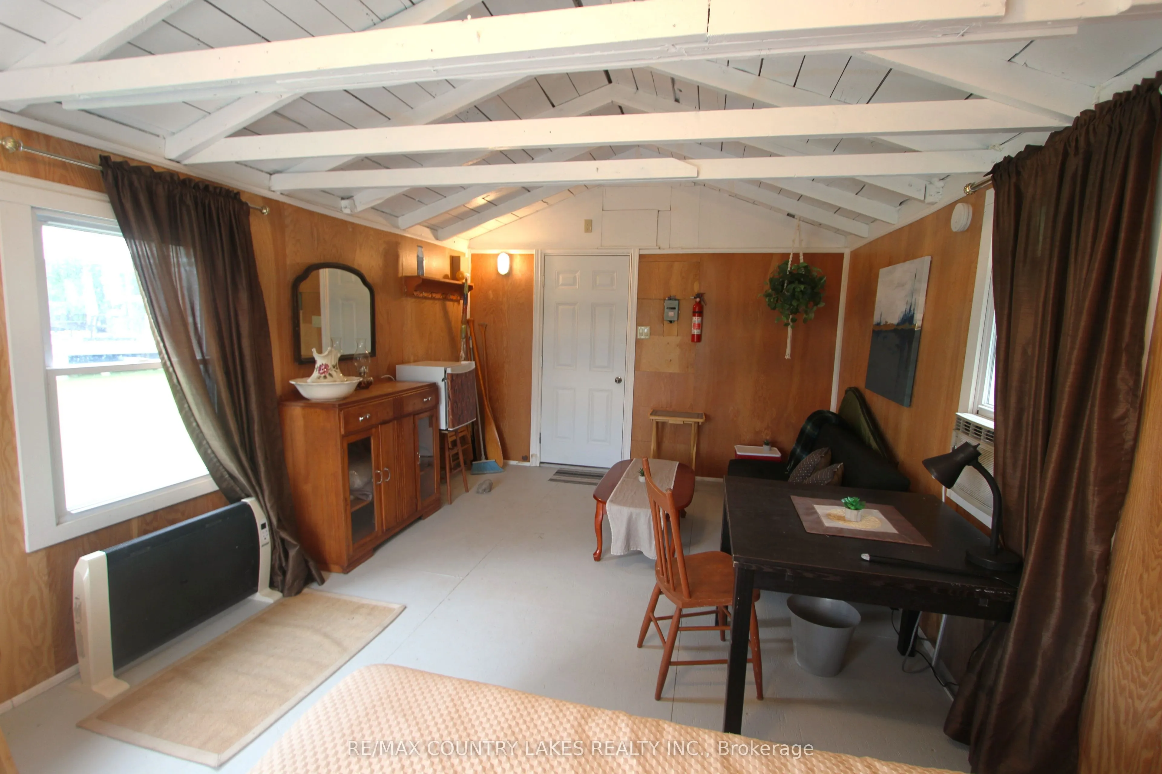 129 McGuire Beach Road