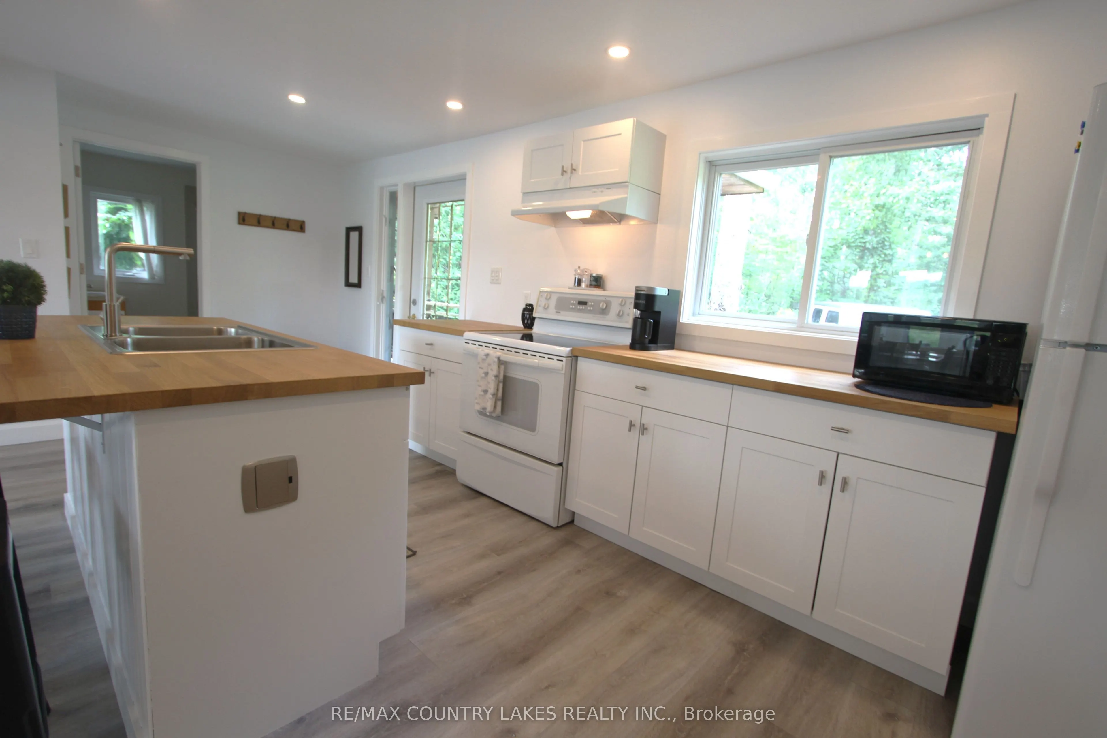 129 McGuire Beach Road