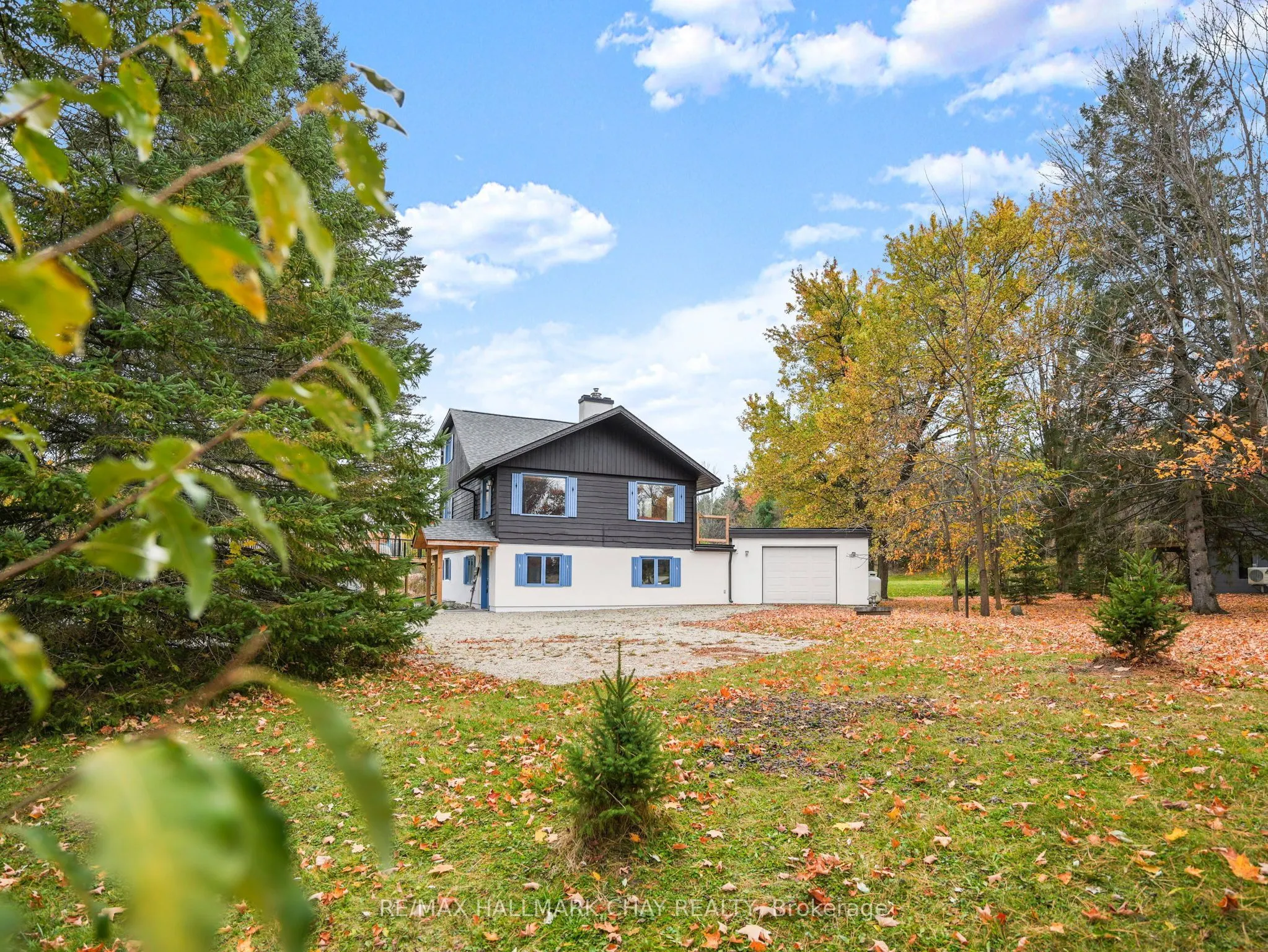 61 Pine River Crescent