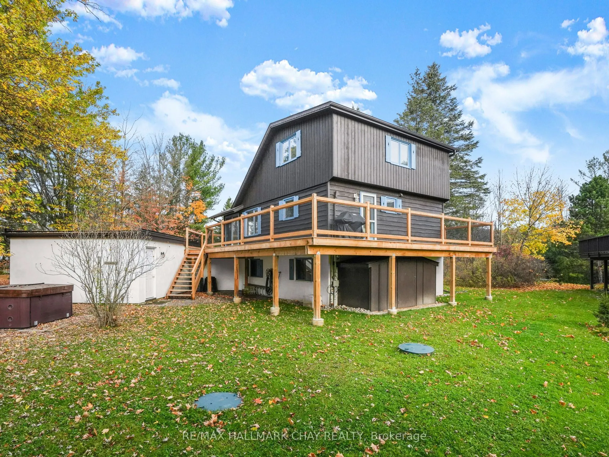 61 Pine River Crescent