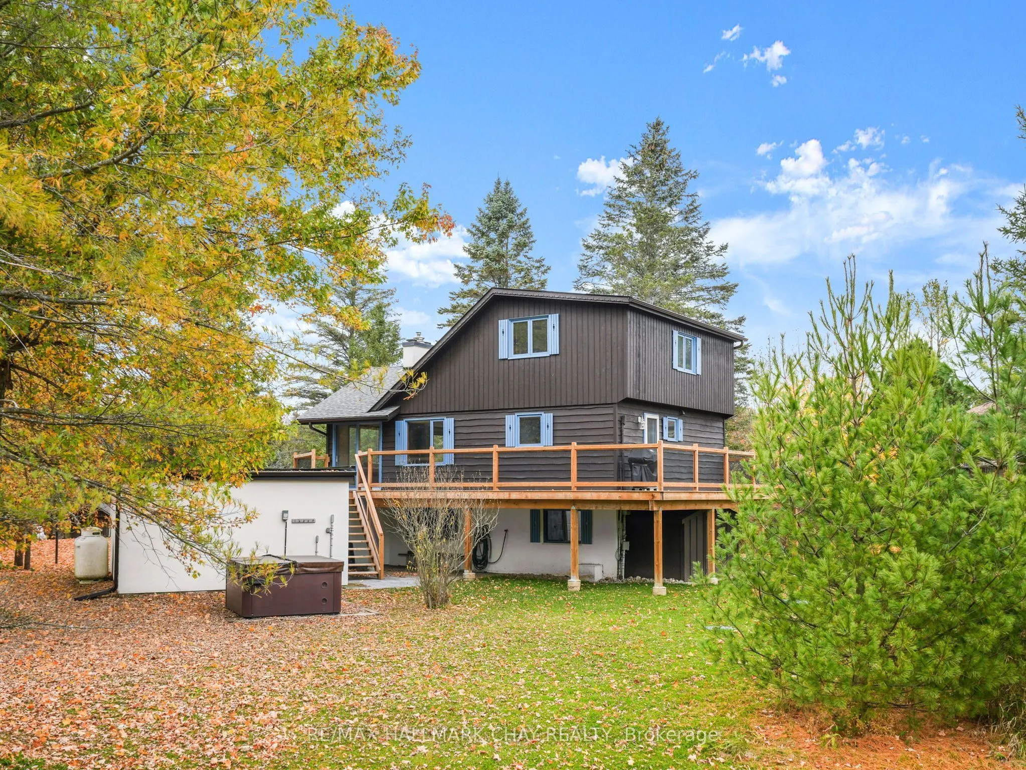 61 Pine River Crescent