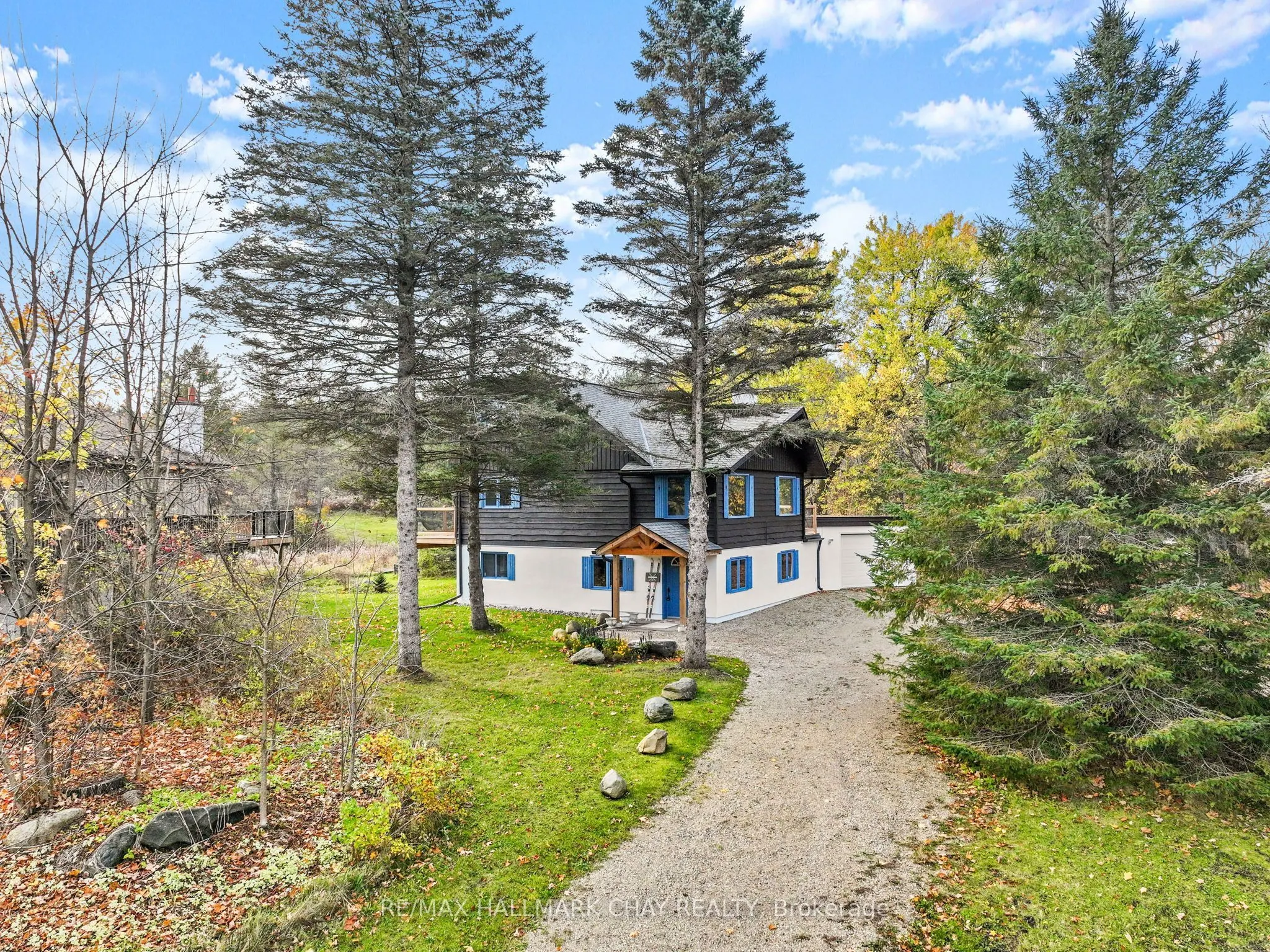 61 Pine River Crescent