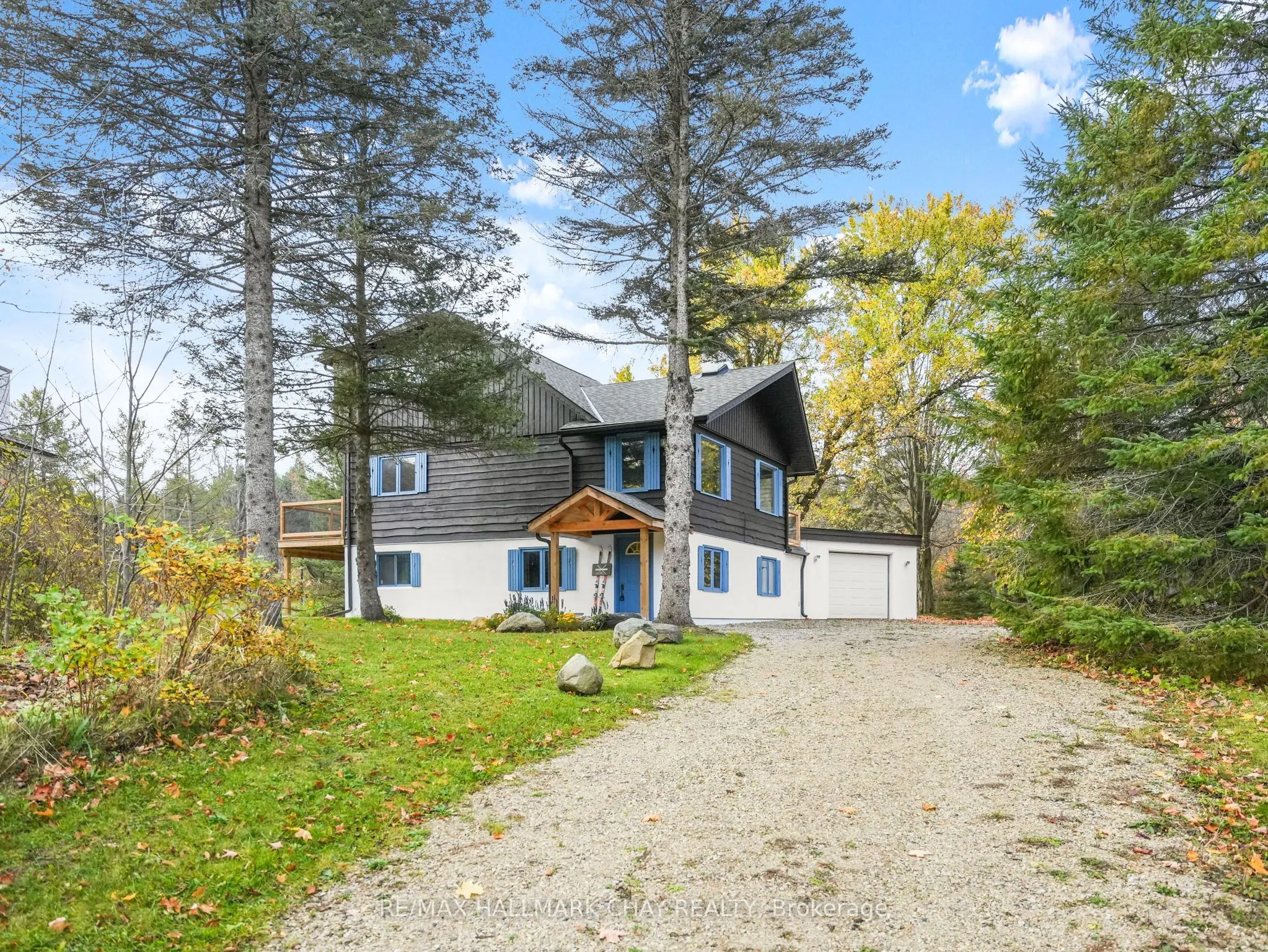61 Pine River Crescent