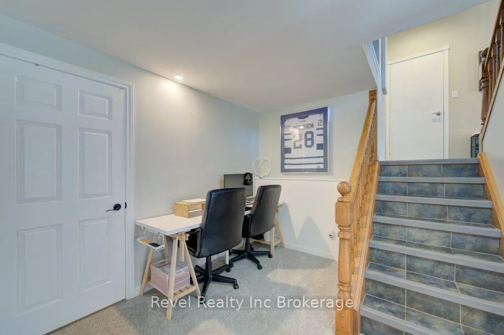 1119 Mohawk Street