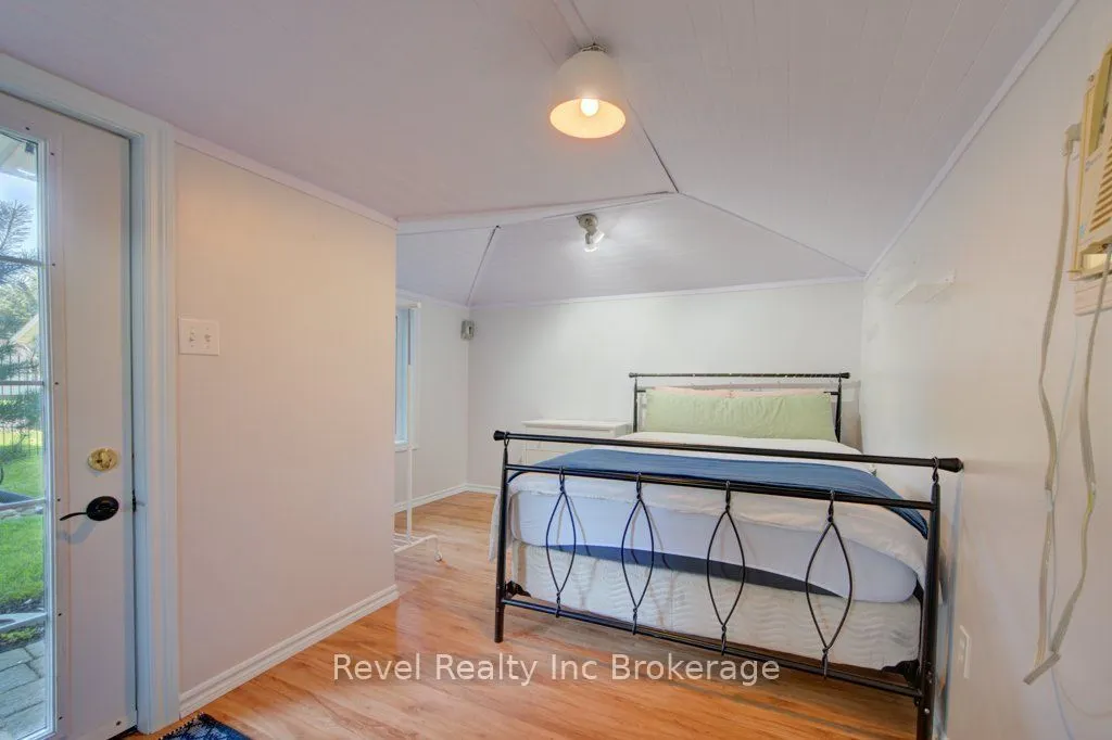 1119 Mohawk Street