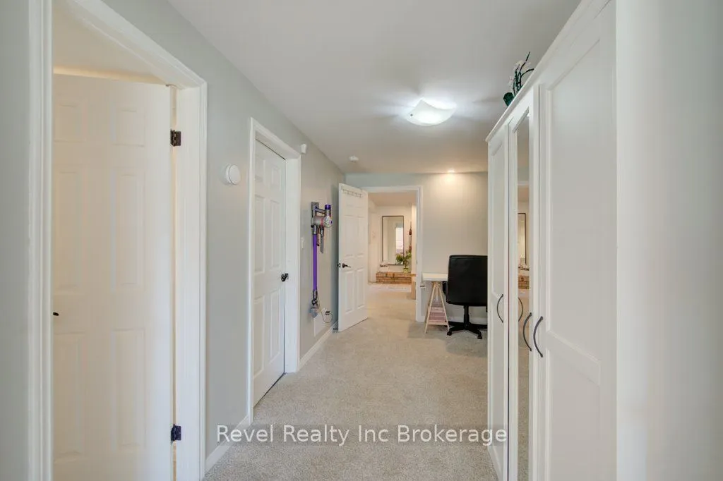 1119 Mohawk Street