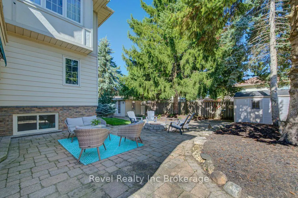 1119 Mohawk Street