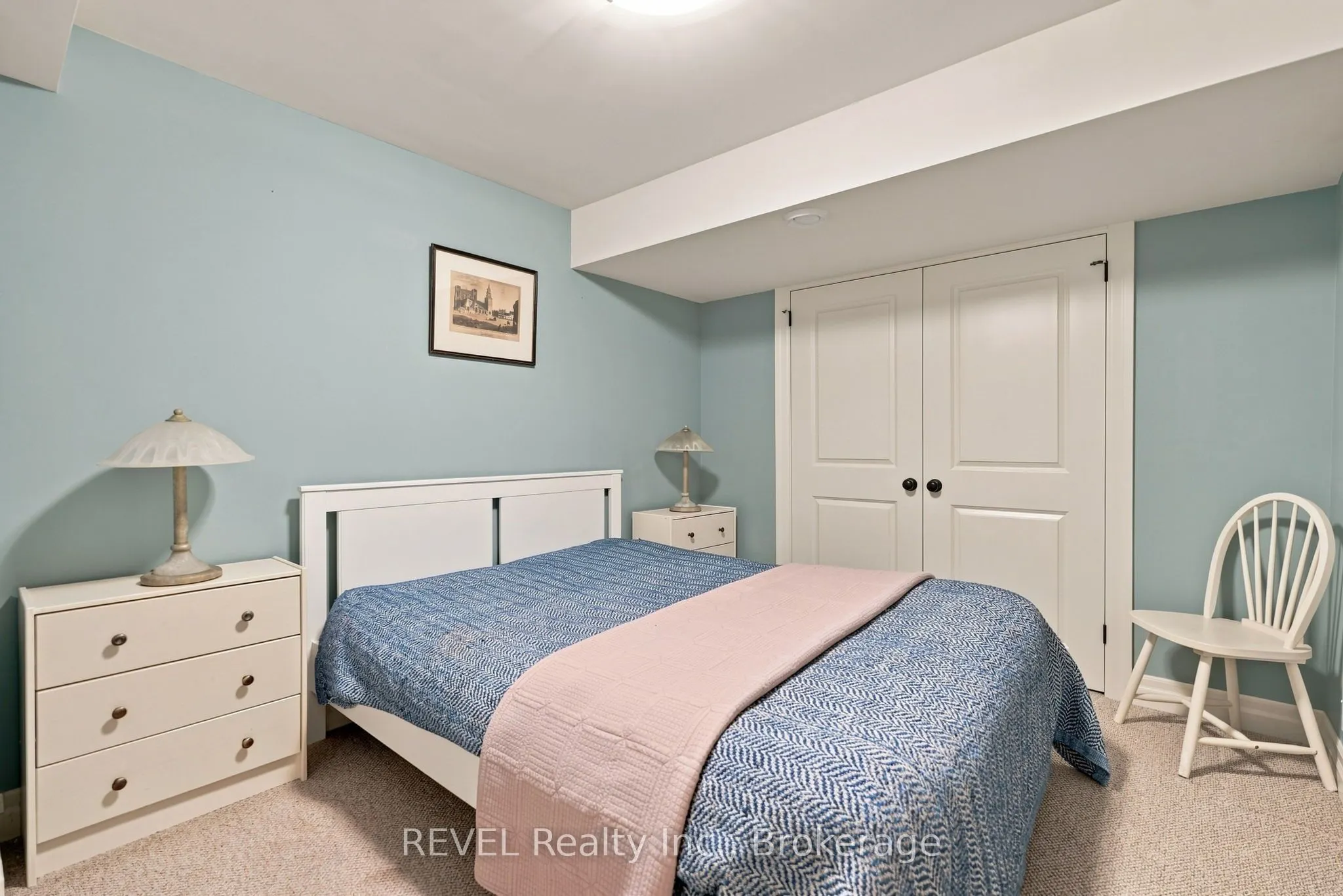 10 Evergreen Lane