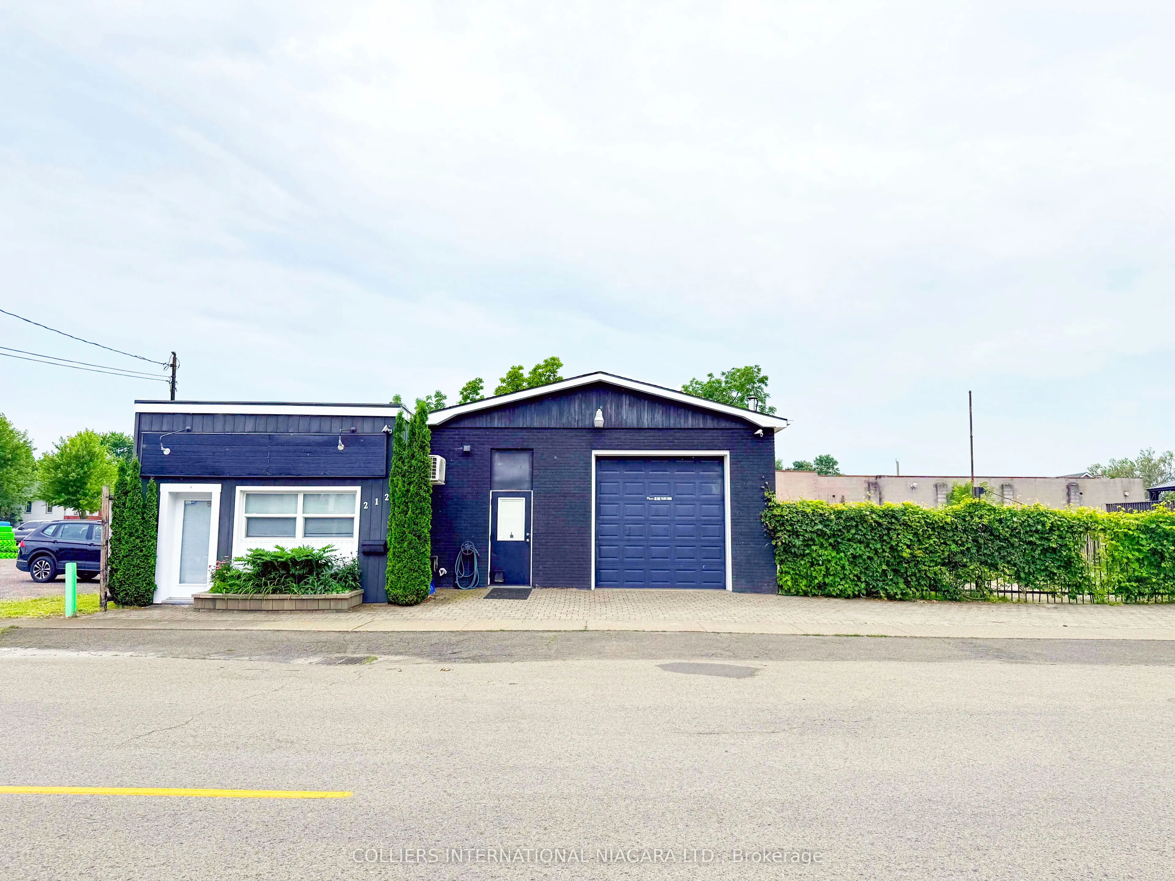 212 Mellanby Avenue