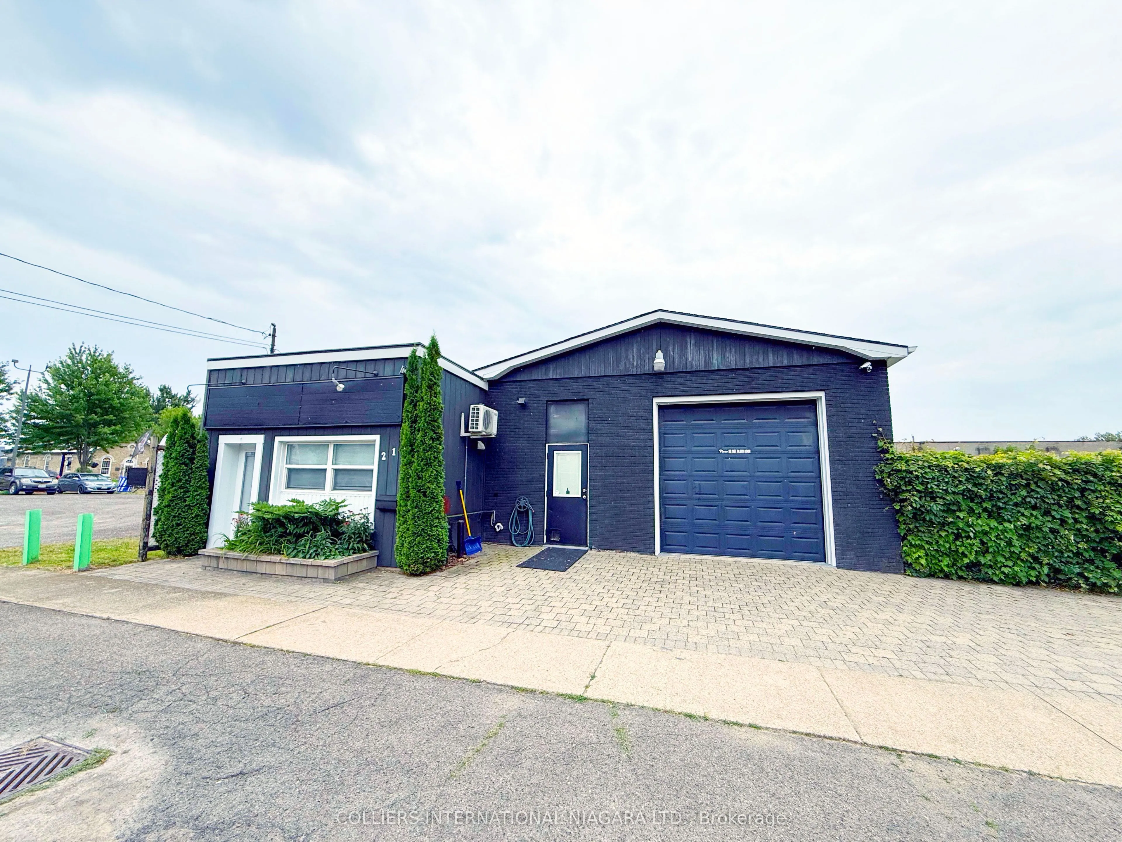212 Mellanby Avenue