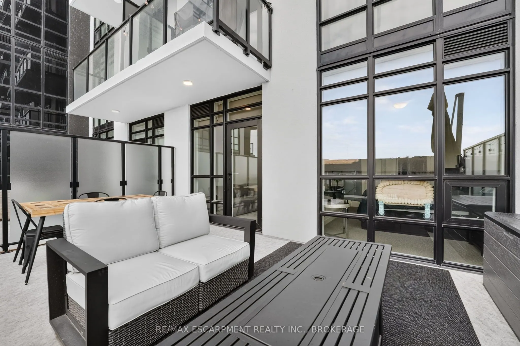 461 Green Road ##205