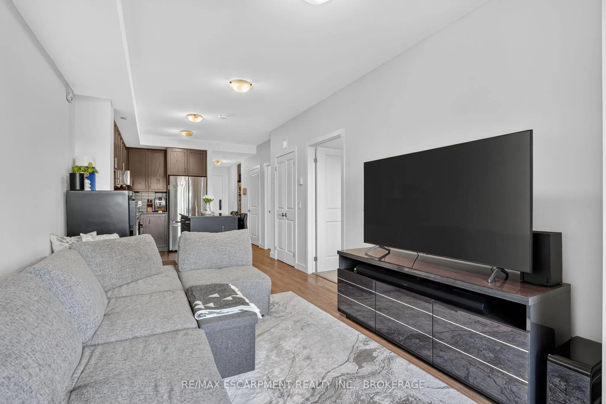 461 Green Road ##205