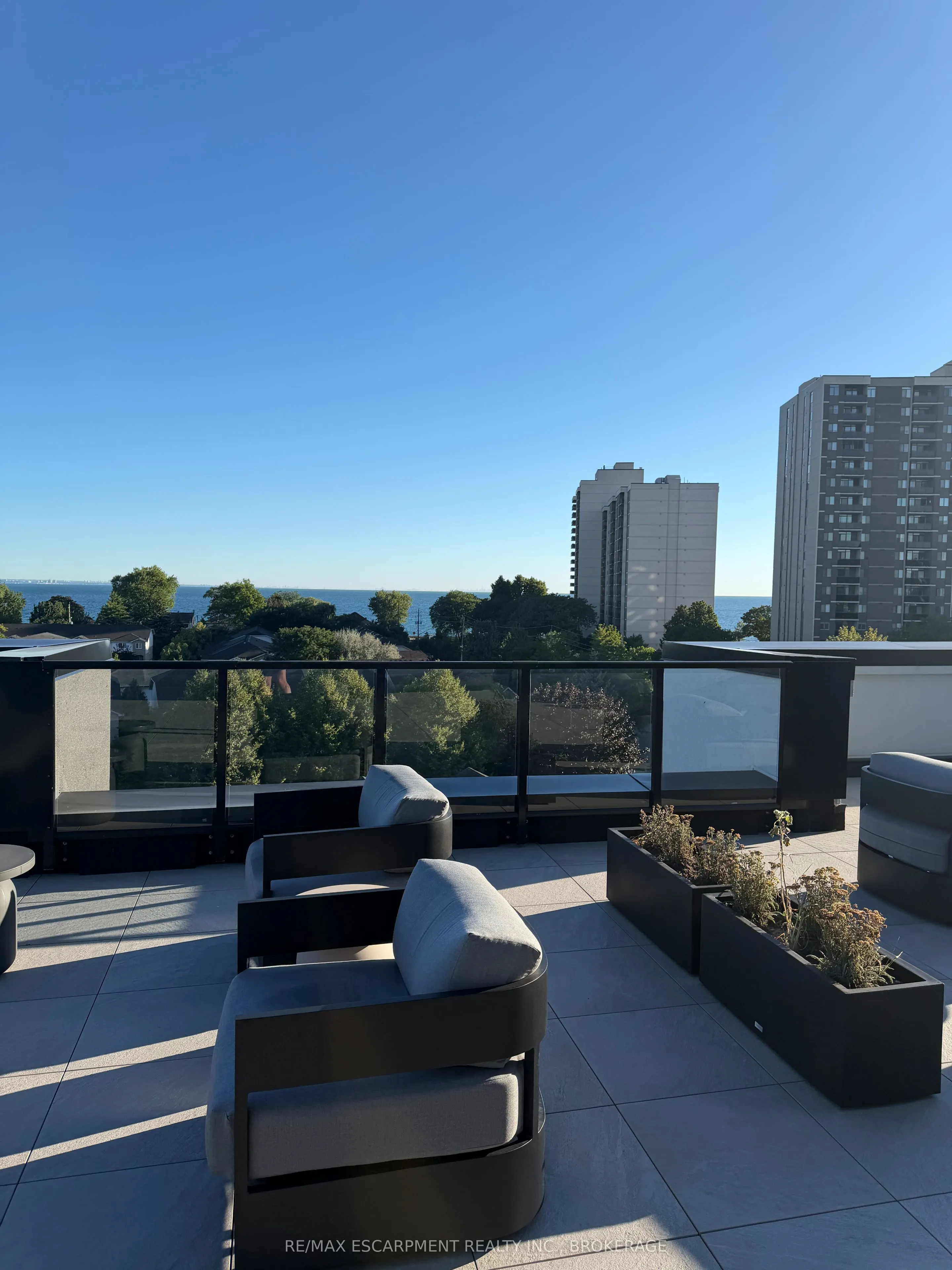 461 Green Road ##205