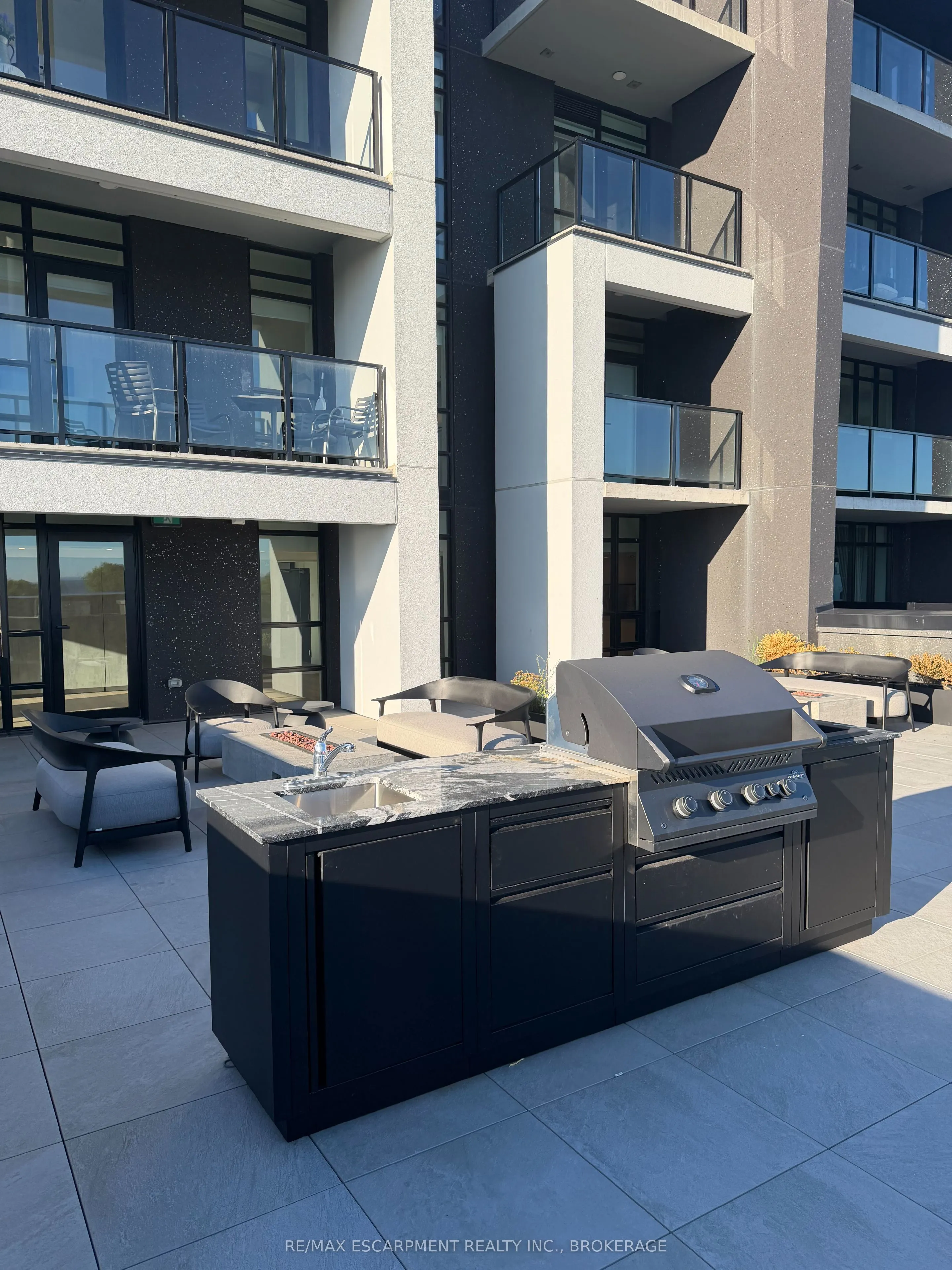 461 Green Road ##205