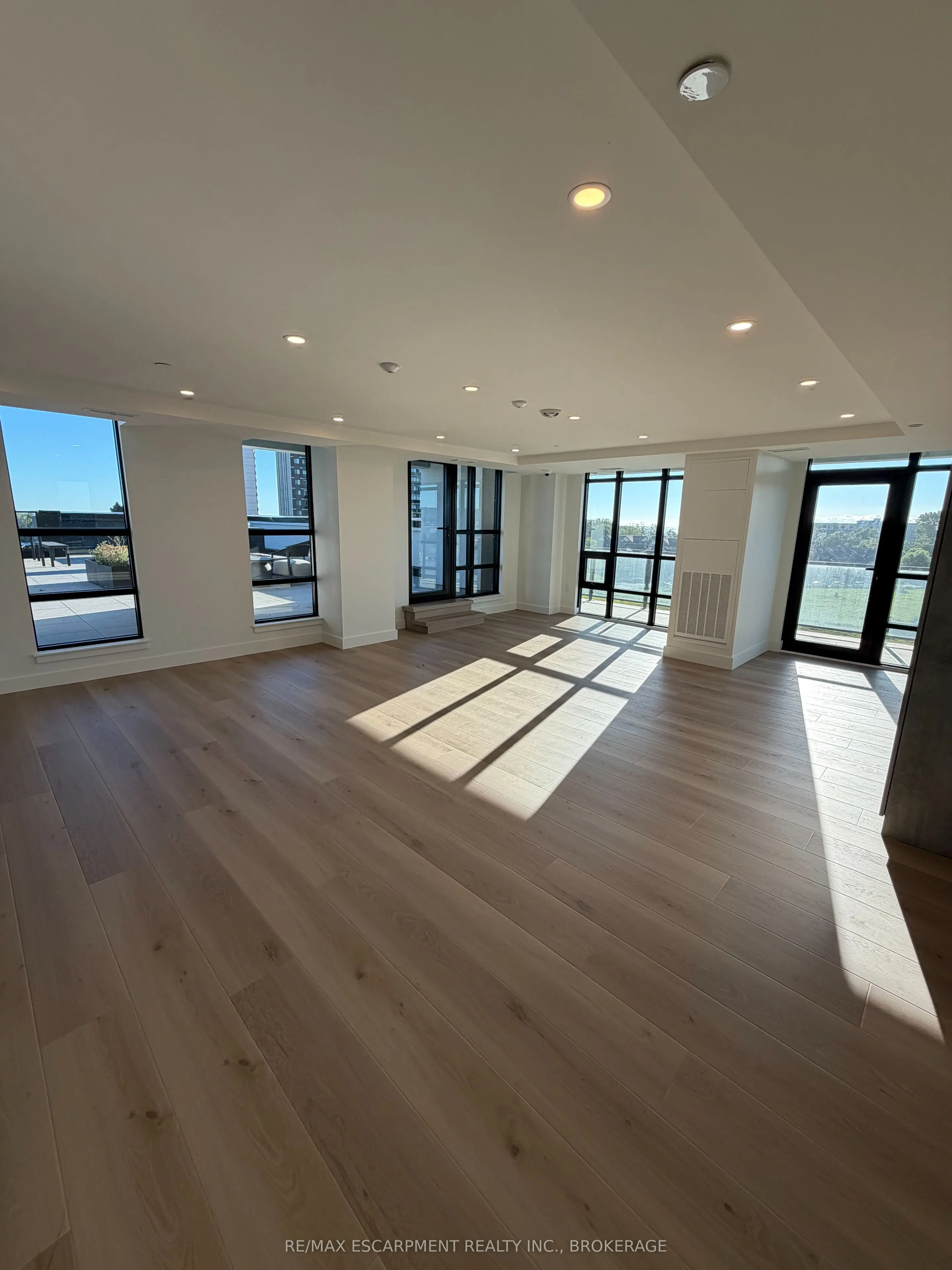 461 Green Road ##205
