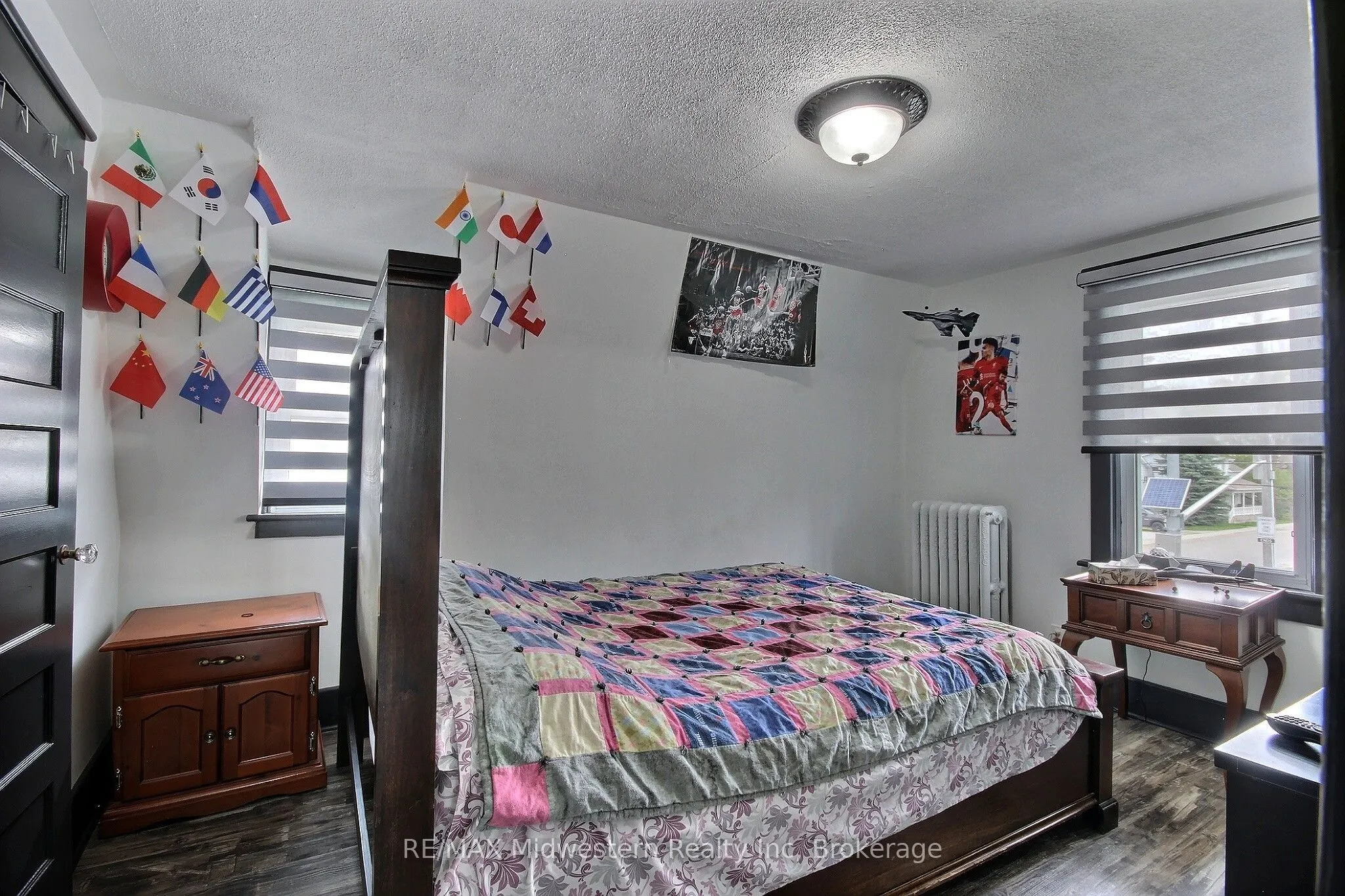 506 Main Street E