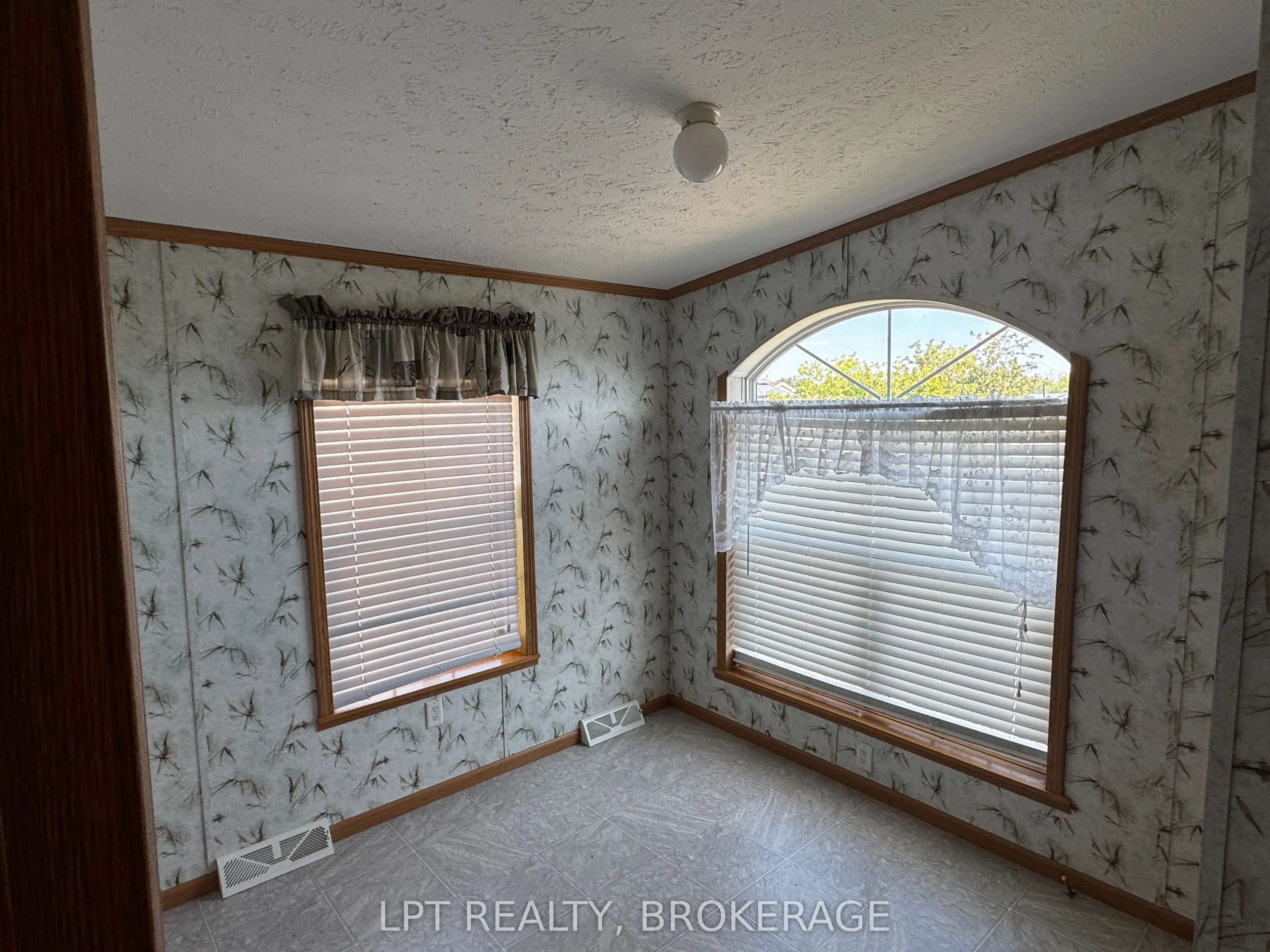152 Concession Road 11 W Road #5
