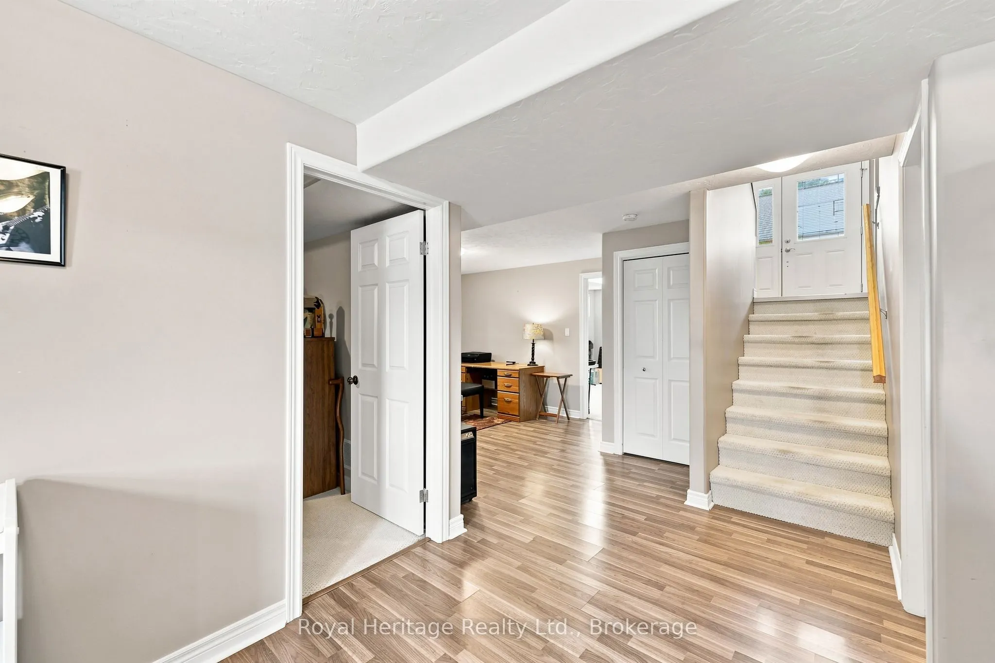 10 Fox Den Drive