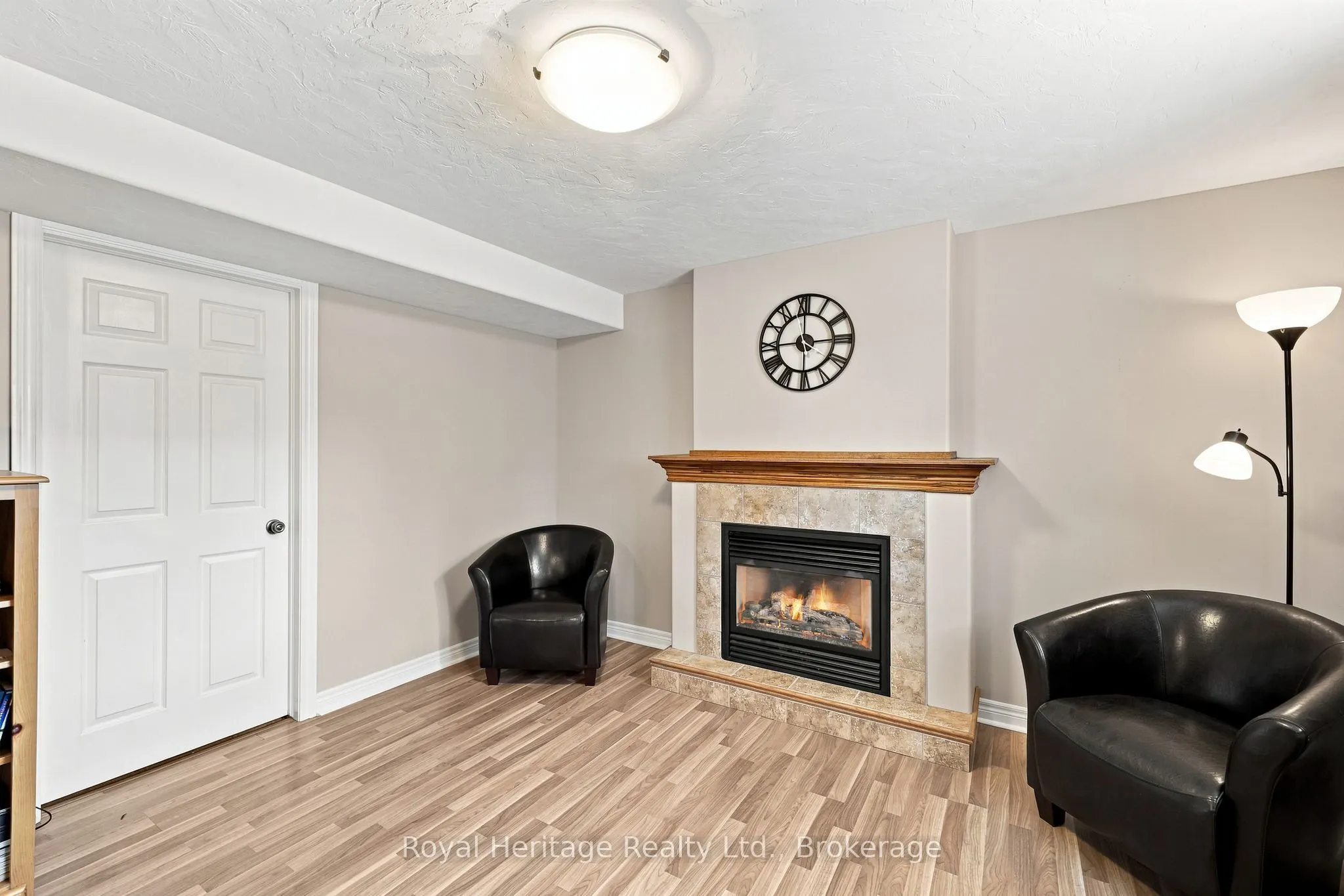 10 Fox Den Drive