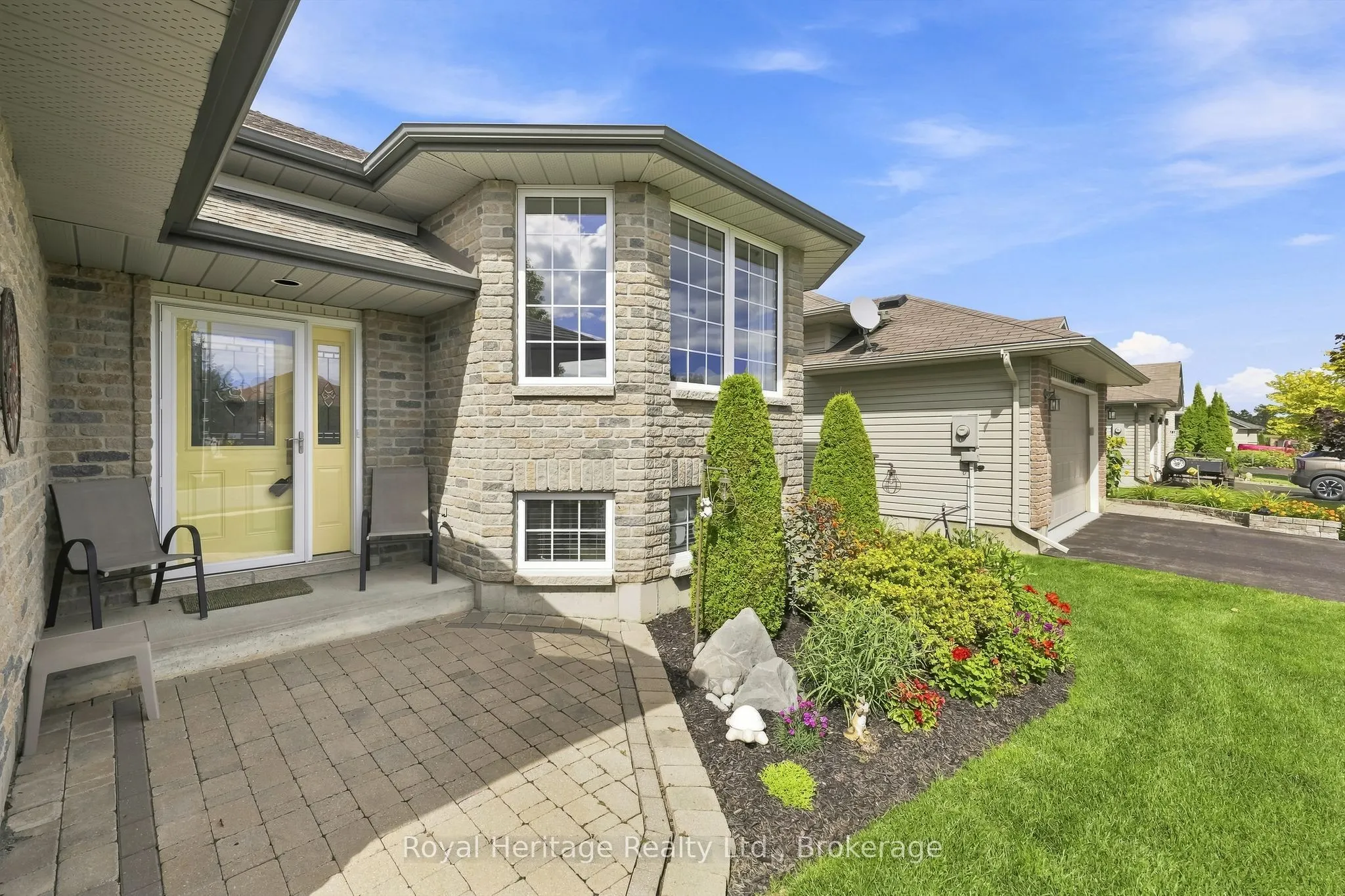10 Fox Den Drive