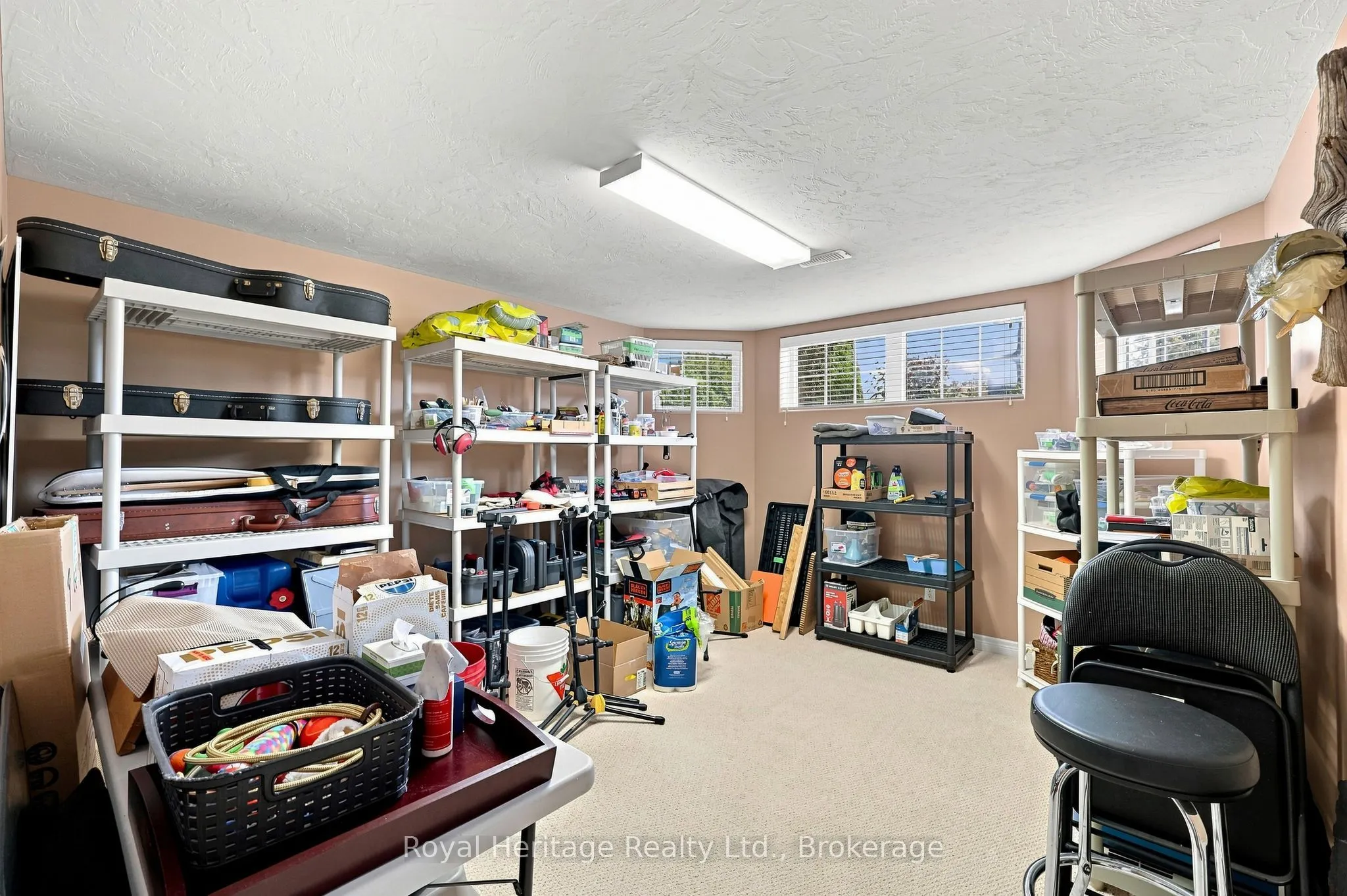 10 Fox Den Drive