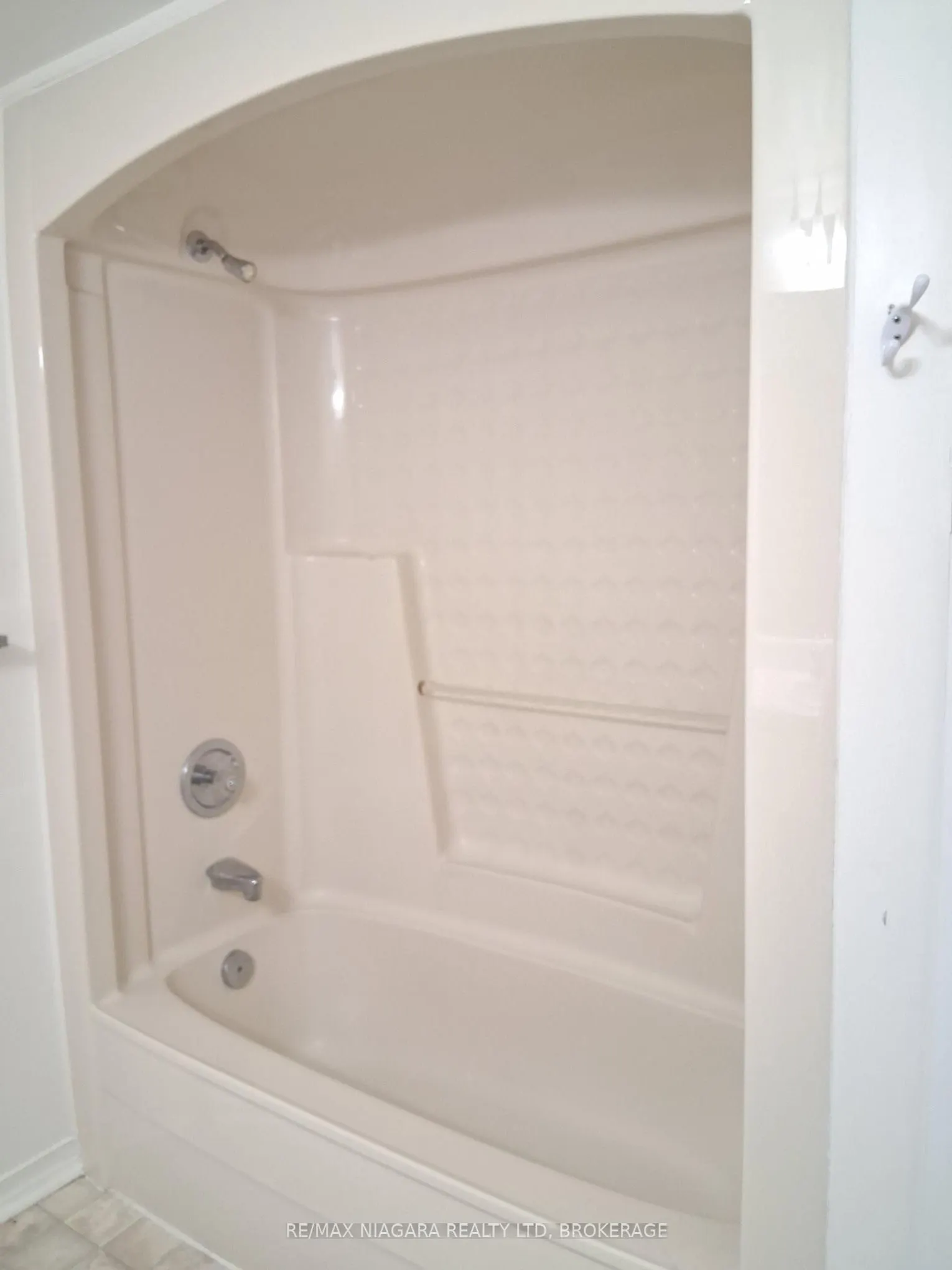 833 Foss Road #2-3