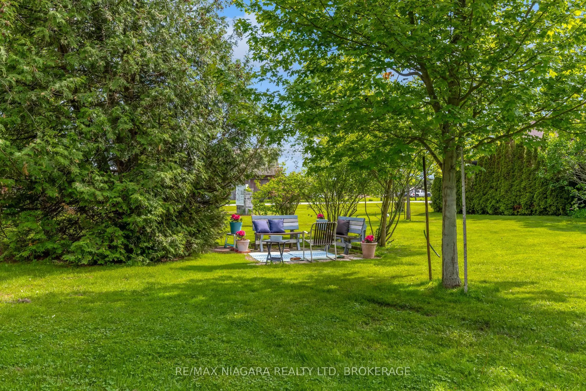 833 Foss Road #2-3